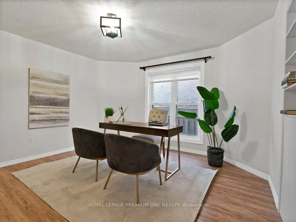 417 Kingsview Drive