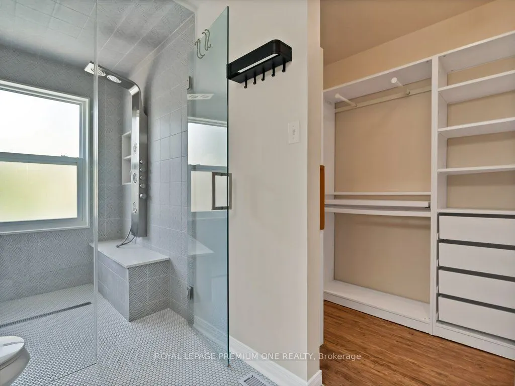 417 Kingsview Drive