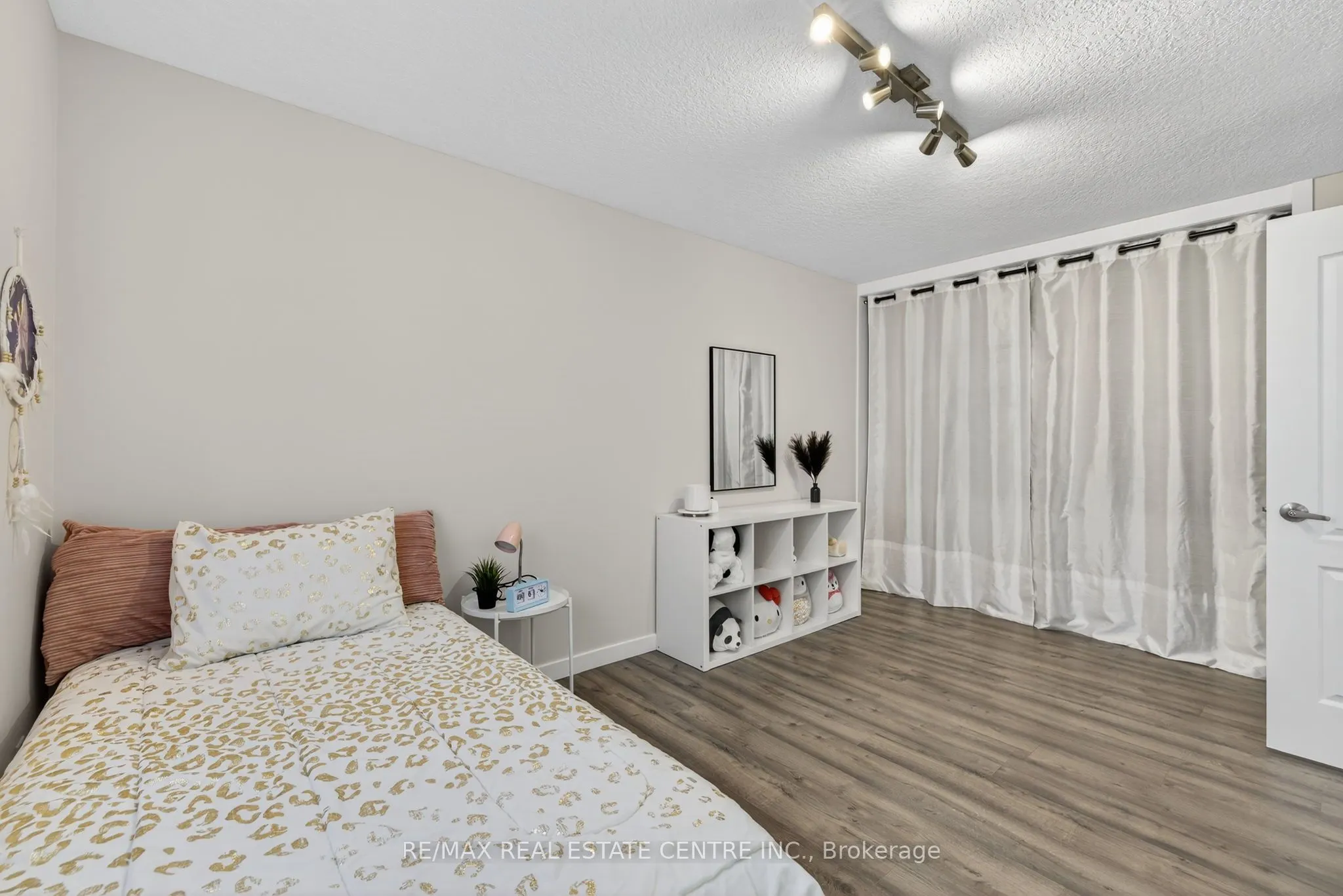103 Hunter Road