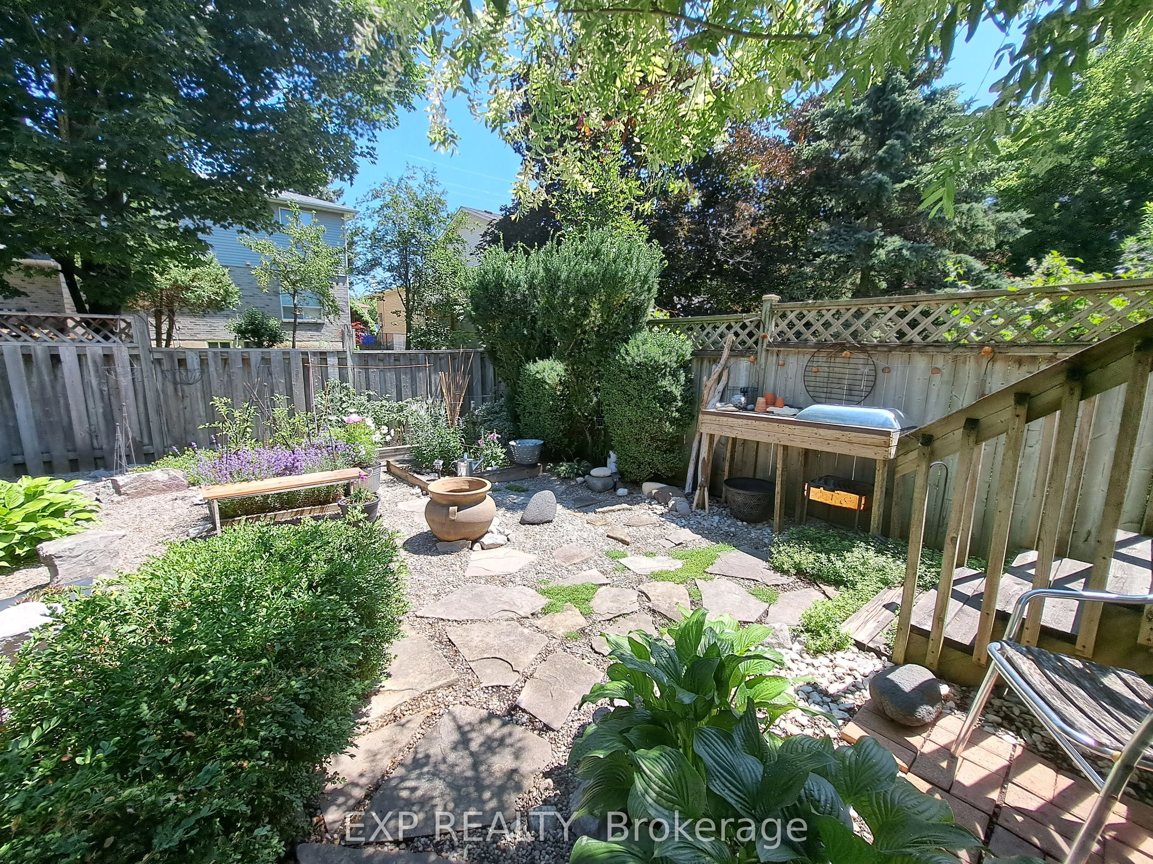 7 Rosset Valley Court