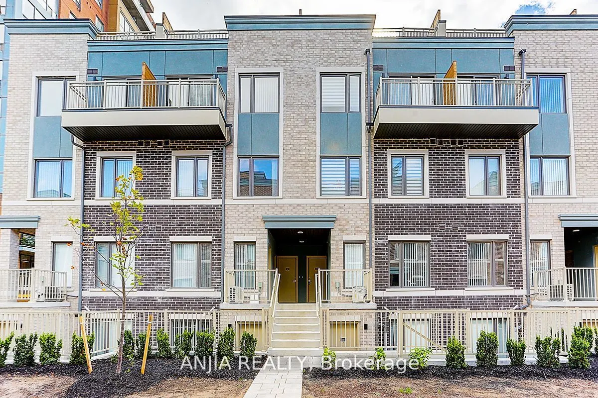 5 William Jackson Way S, #50