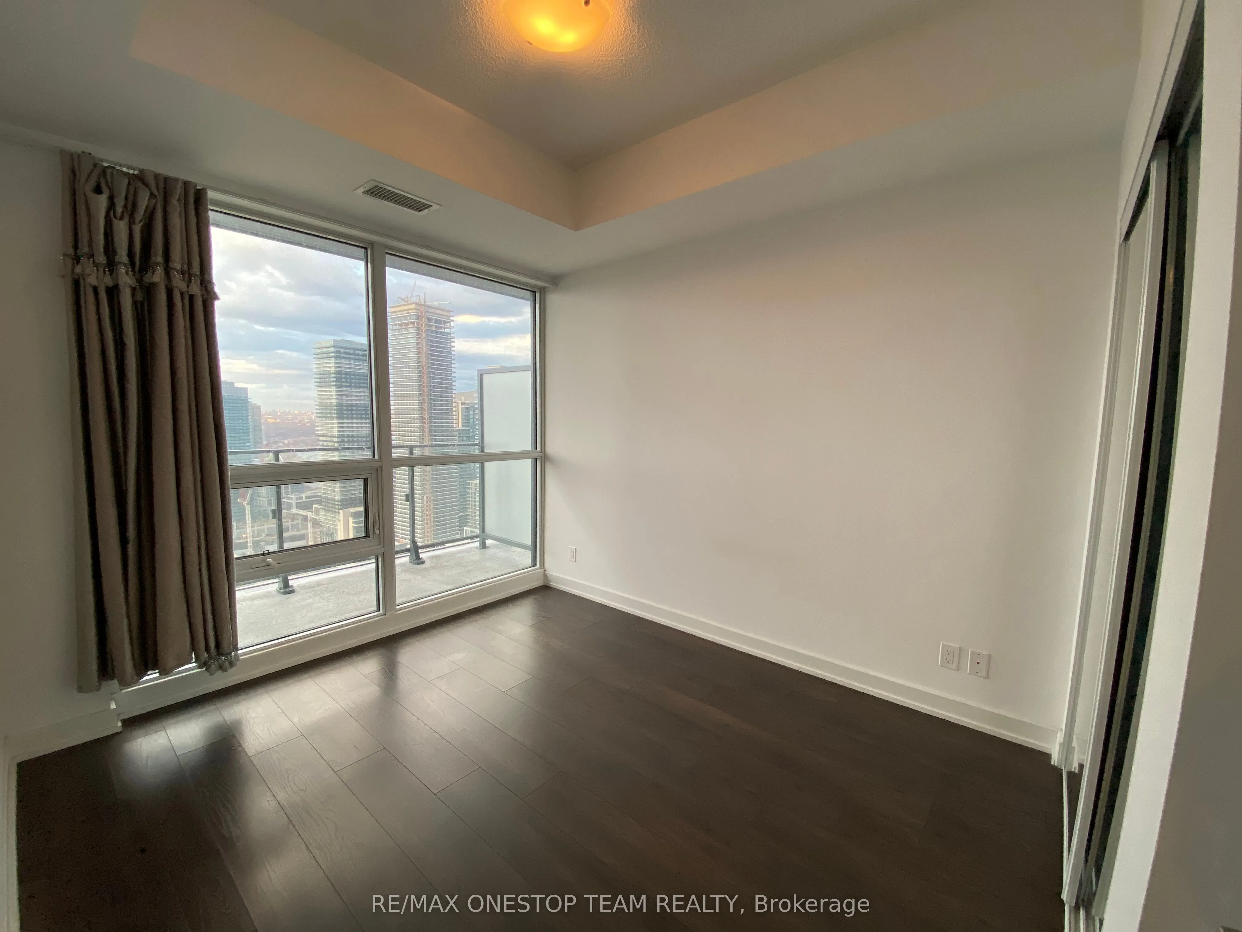 2220 Lake Shore Boulevard W, #3806
