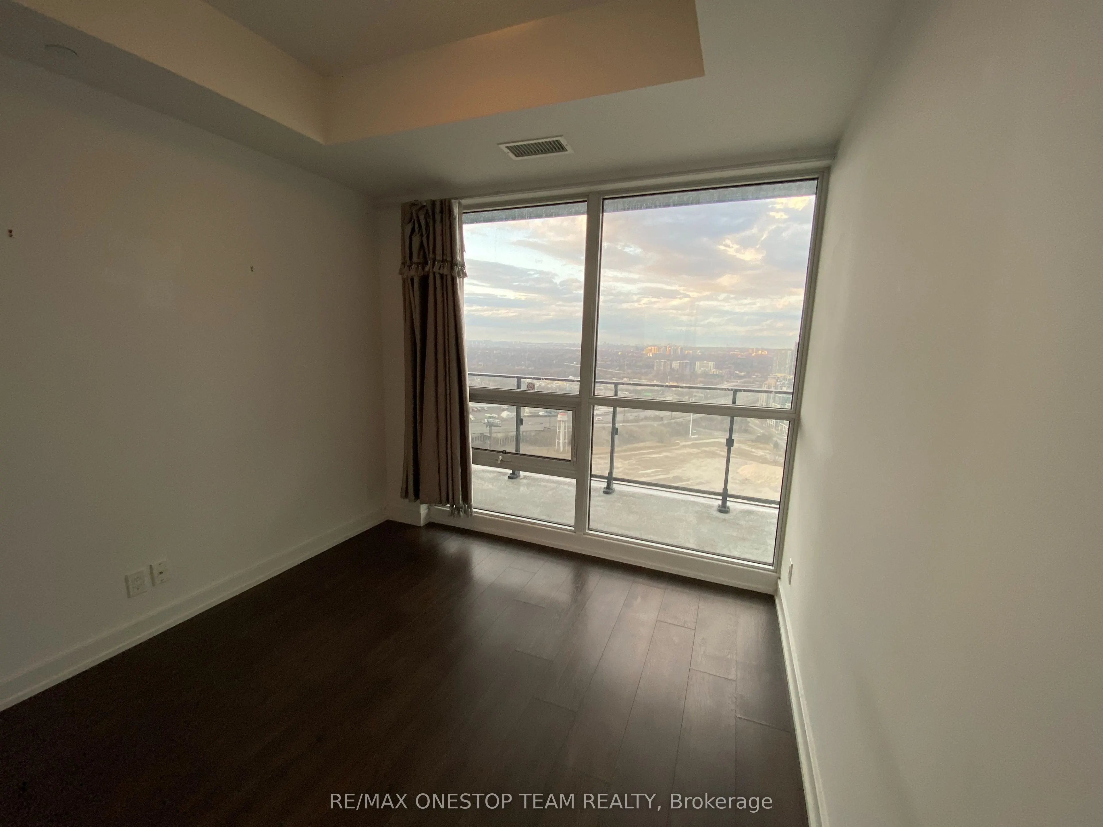 2220 Lake Shore Boulevard W, #3806