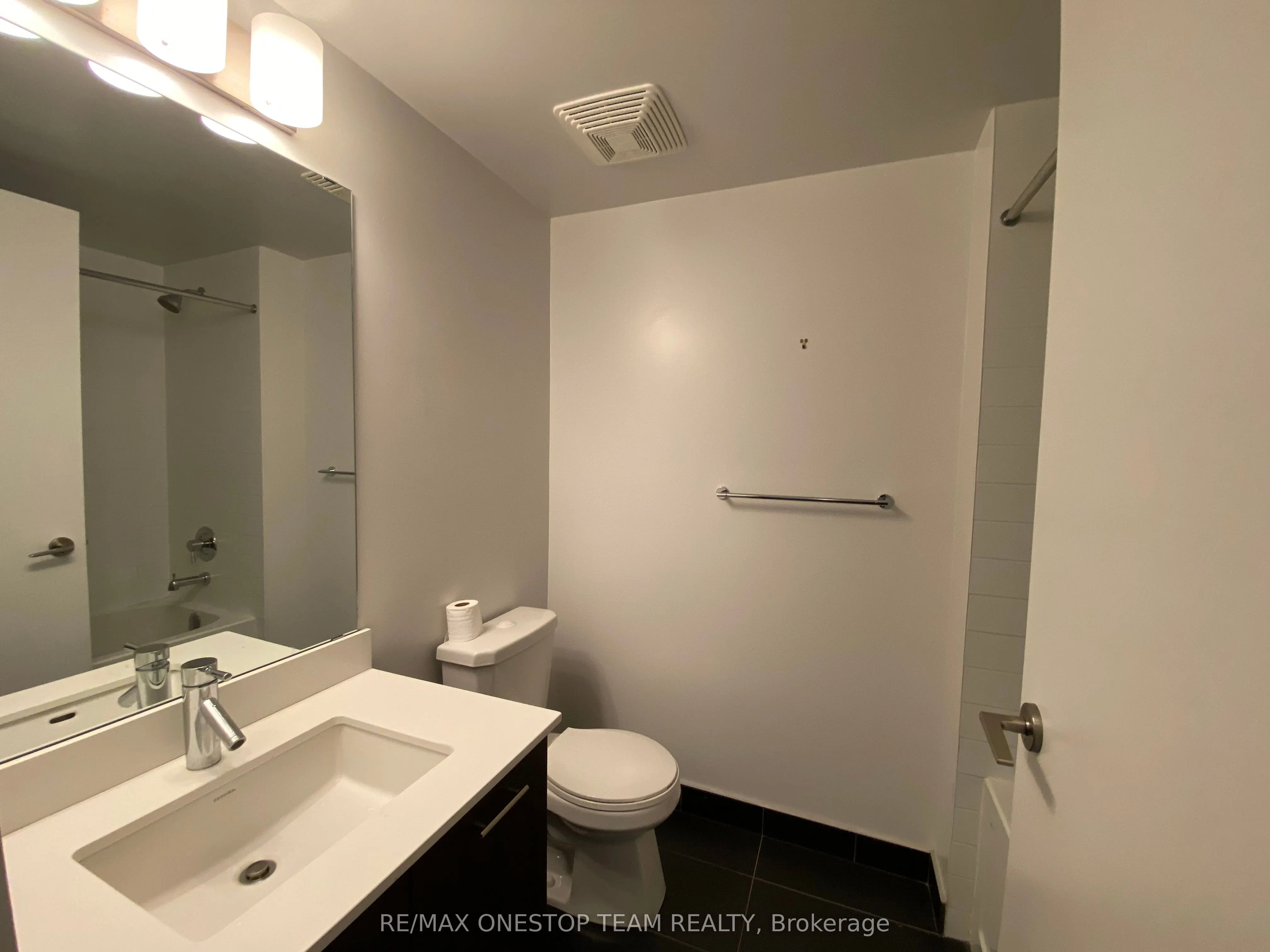 2220 Lake Shore Boulevard W, #3806