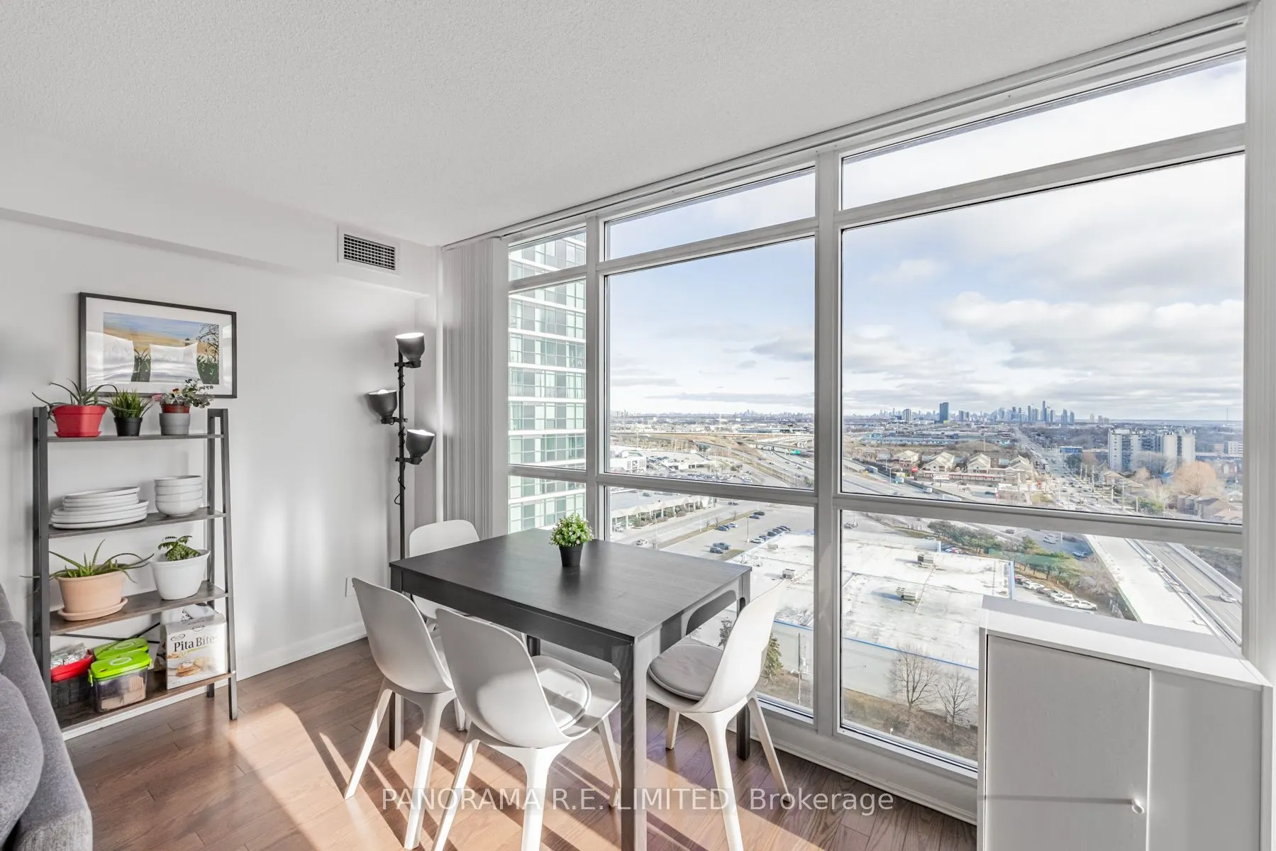 215 Sherway Gardens Road, #1702