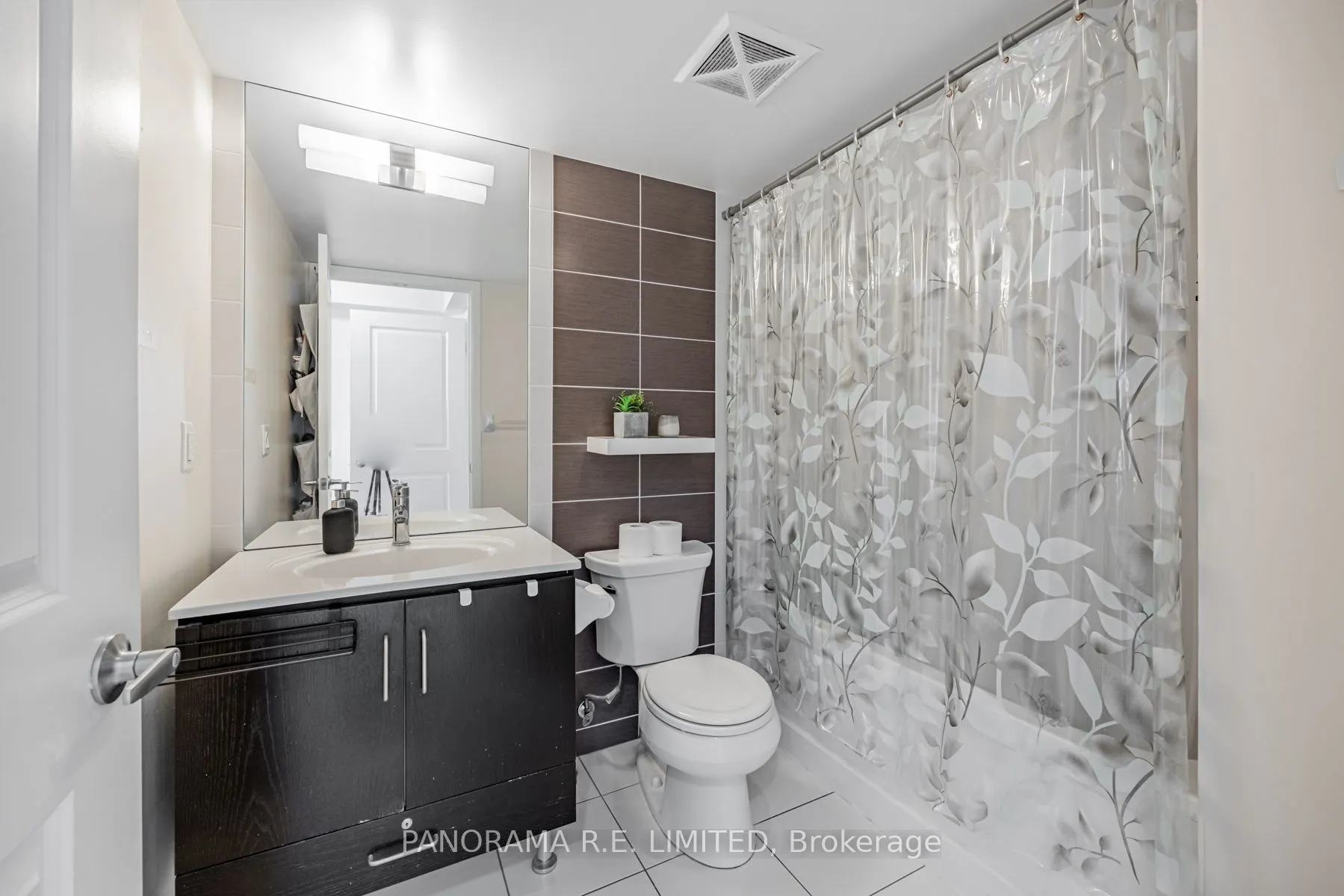 215 Sherway Gardens Road, #1702