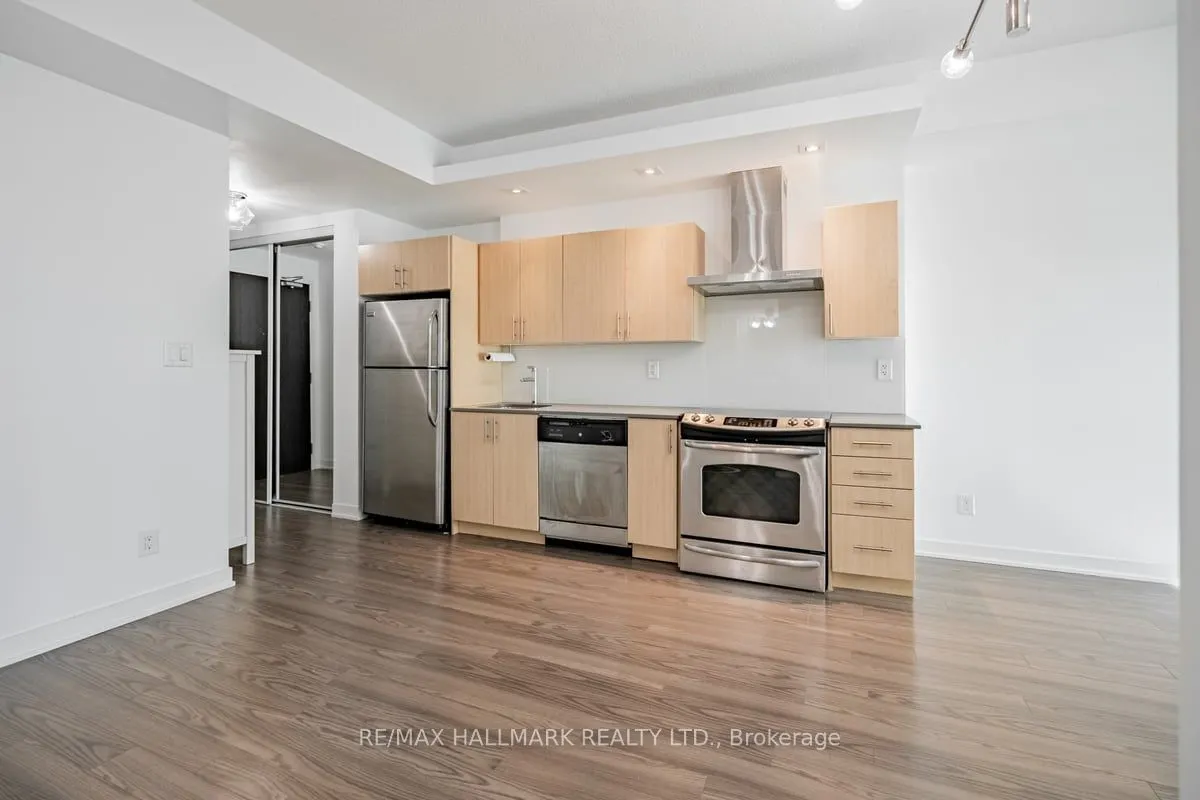 165 Legion Road N, #1034