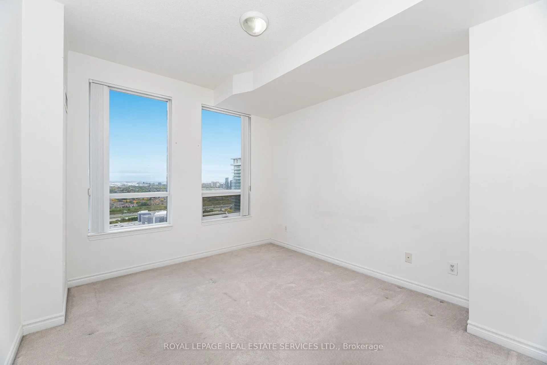 388 Prince of Wales Drive, #2807