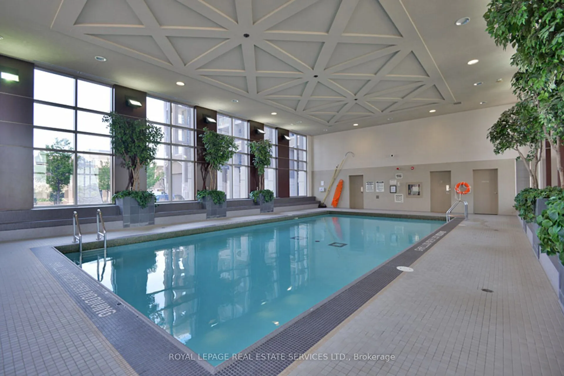388 Prince of Wales Drive, #2807