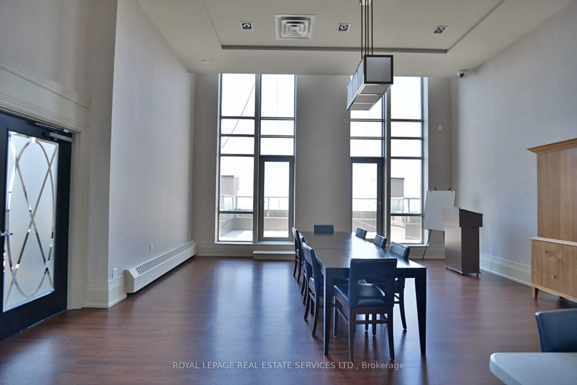 388 Prince of Wales Drive, #2807