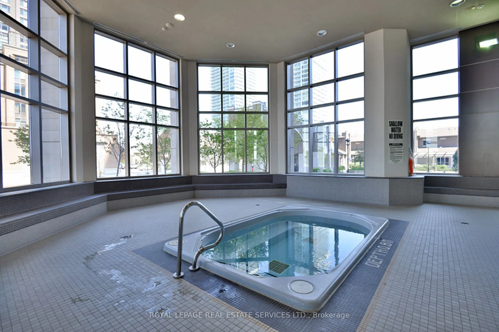 388 Prince of Wales Drive, #2807