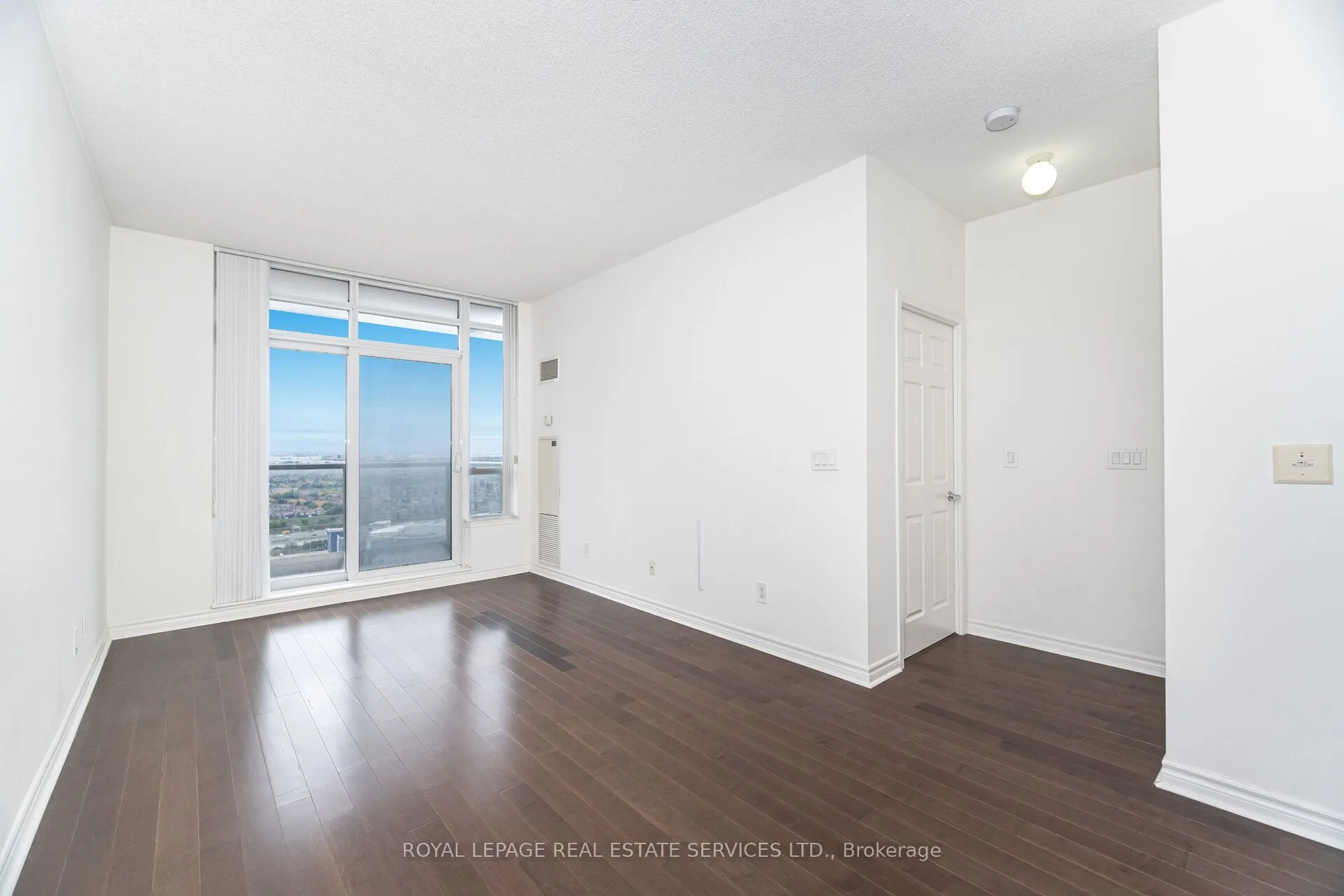 388 Prince of Wales Drive, #2807