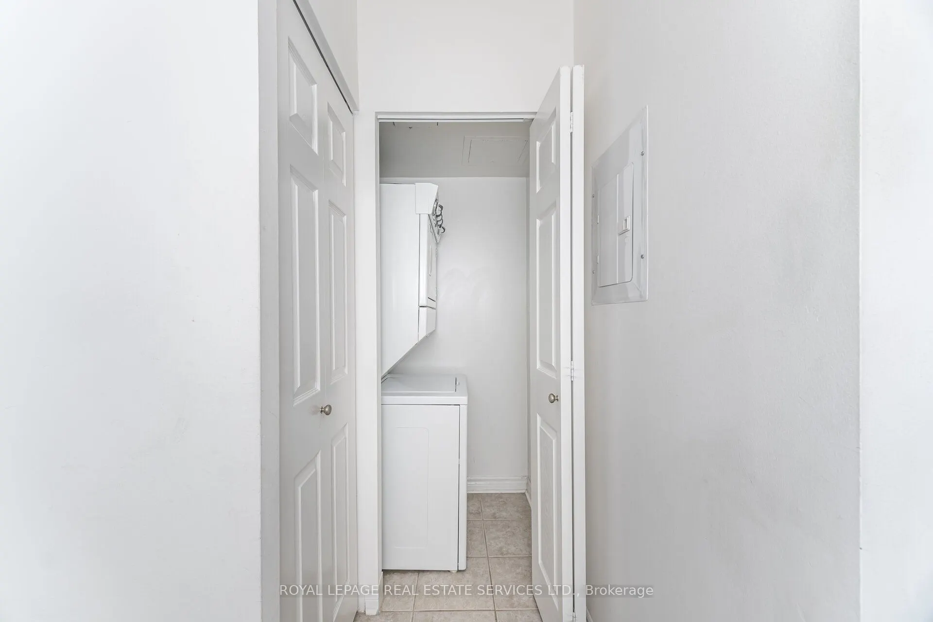 388 Prince of Wales Drive, #2807