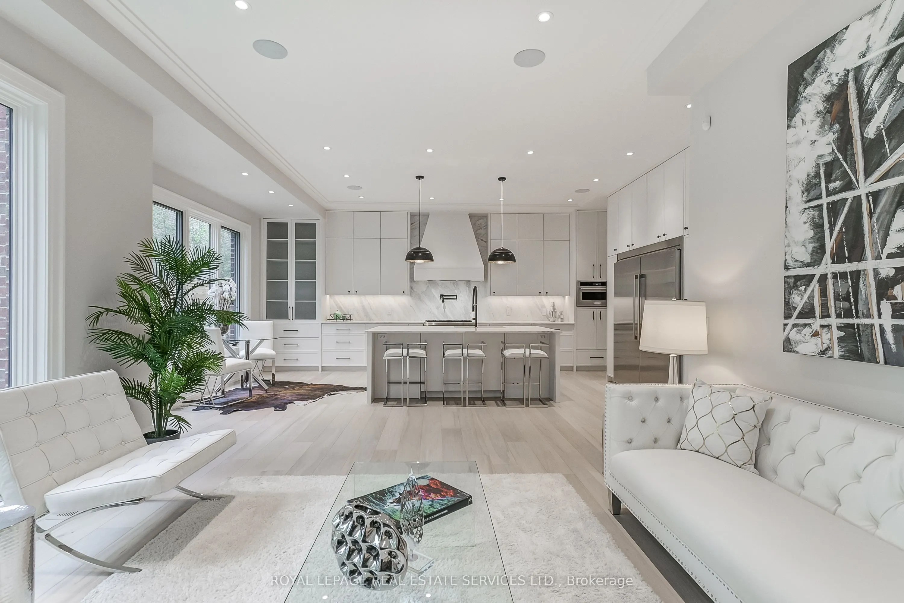 8 Shand Avenue