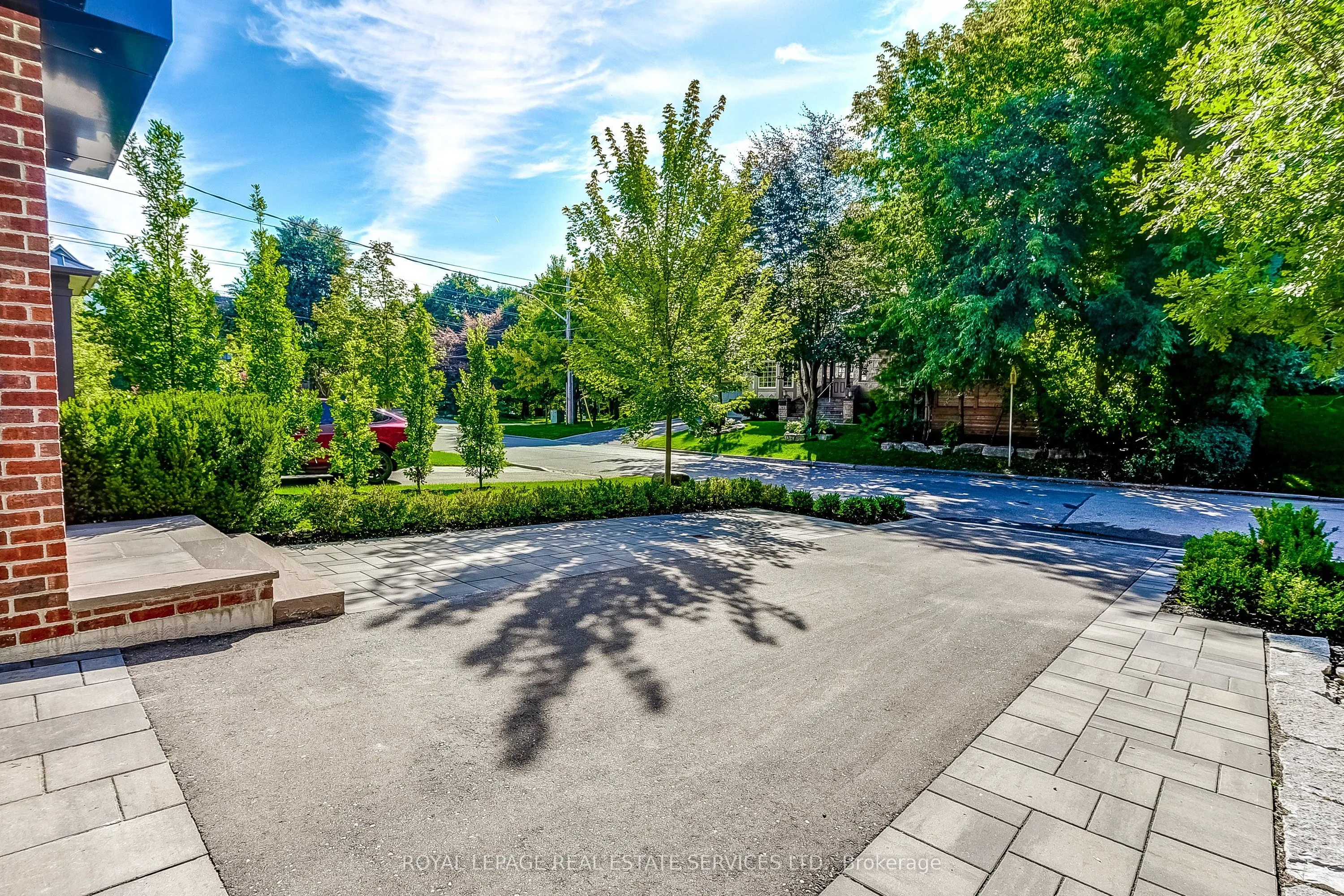 8 Shand Avenue