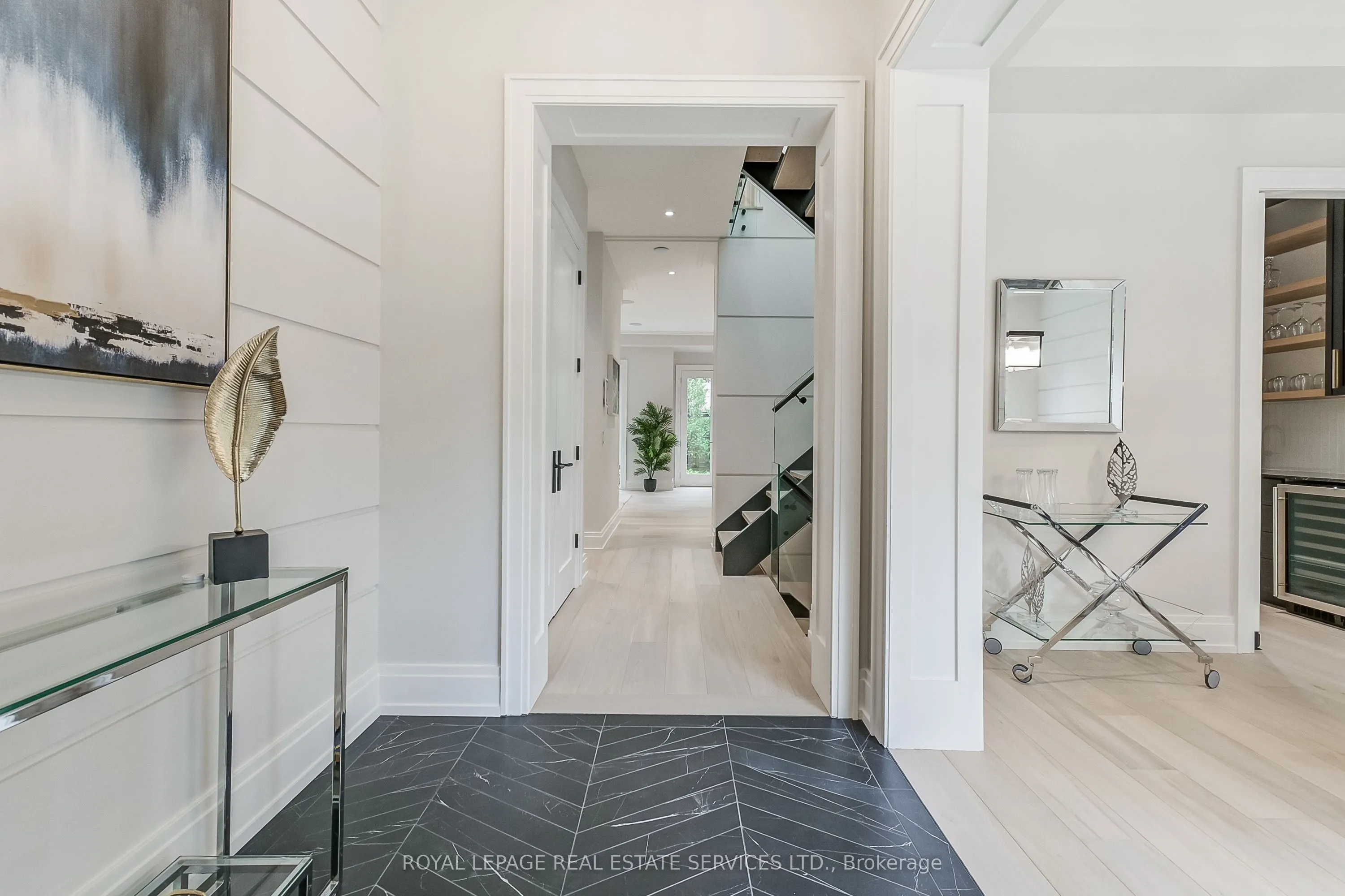 8 Shand Avenue