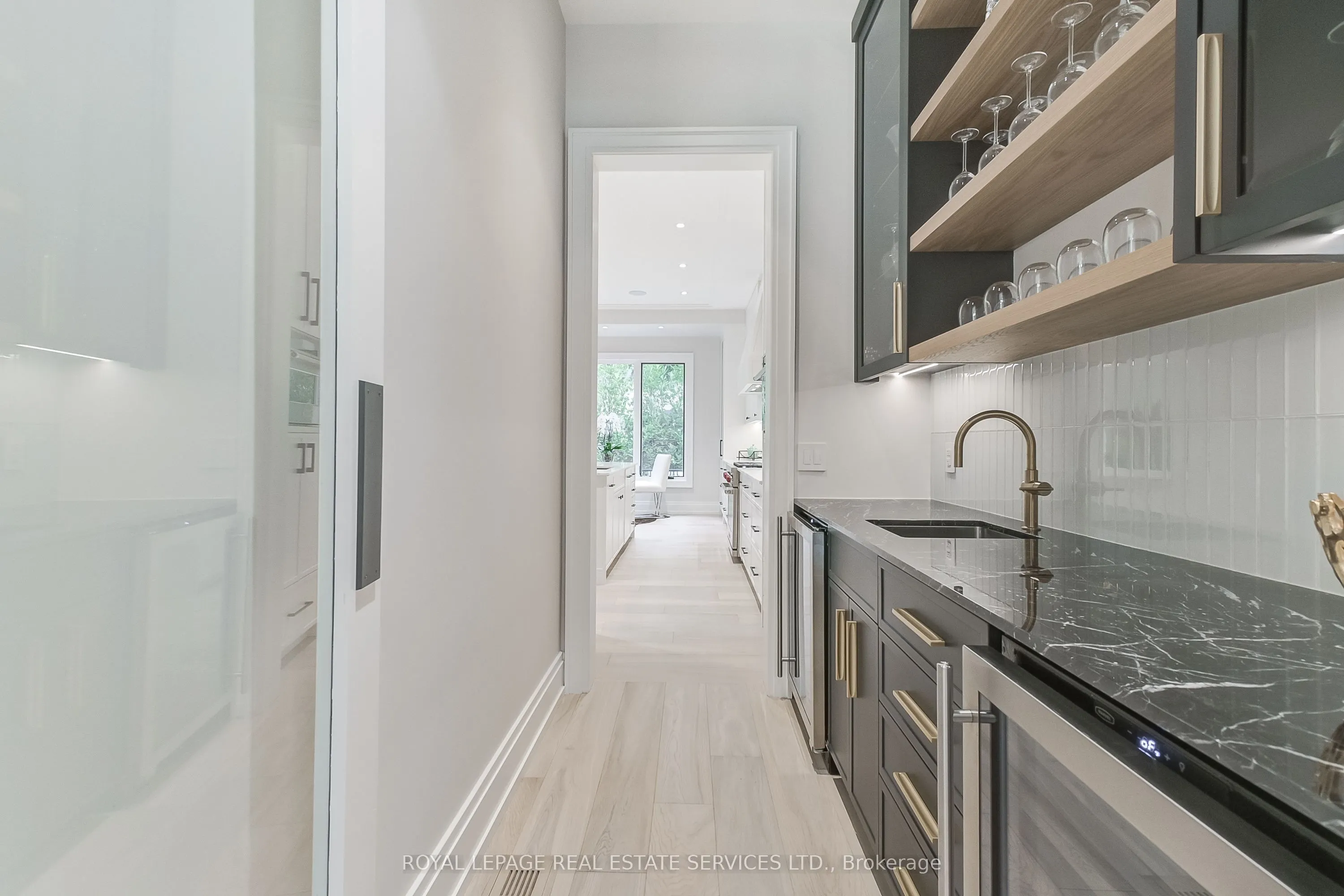 8 Shand Avenue