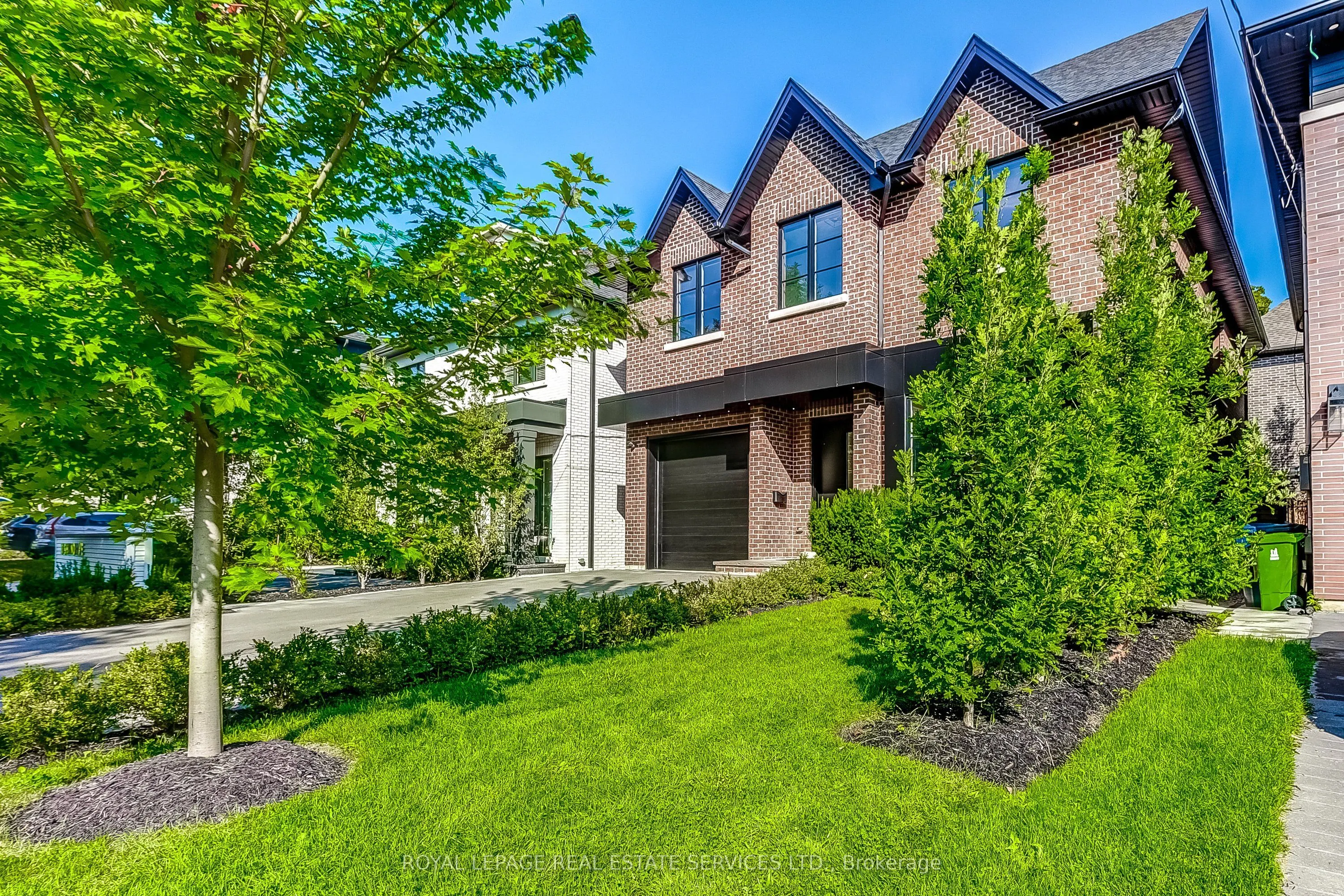 8 Shand Avenue