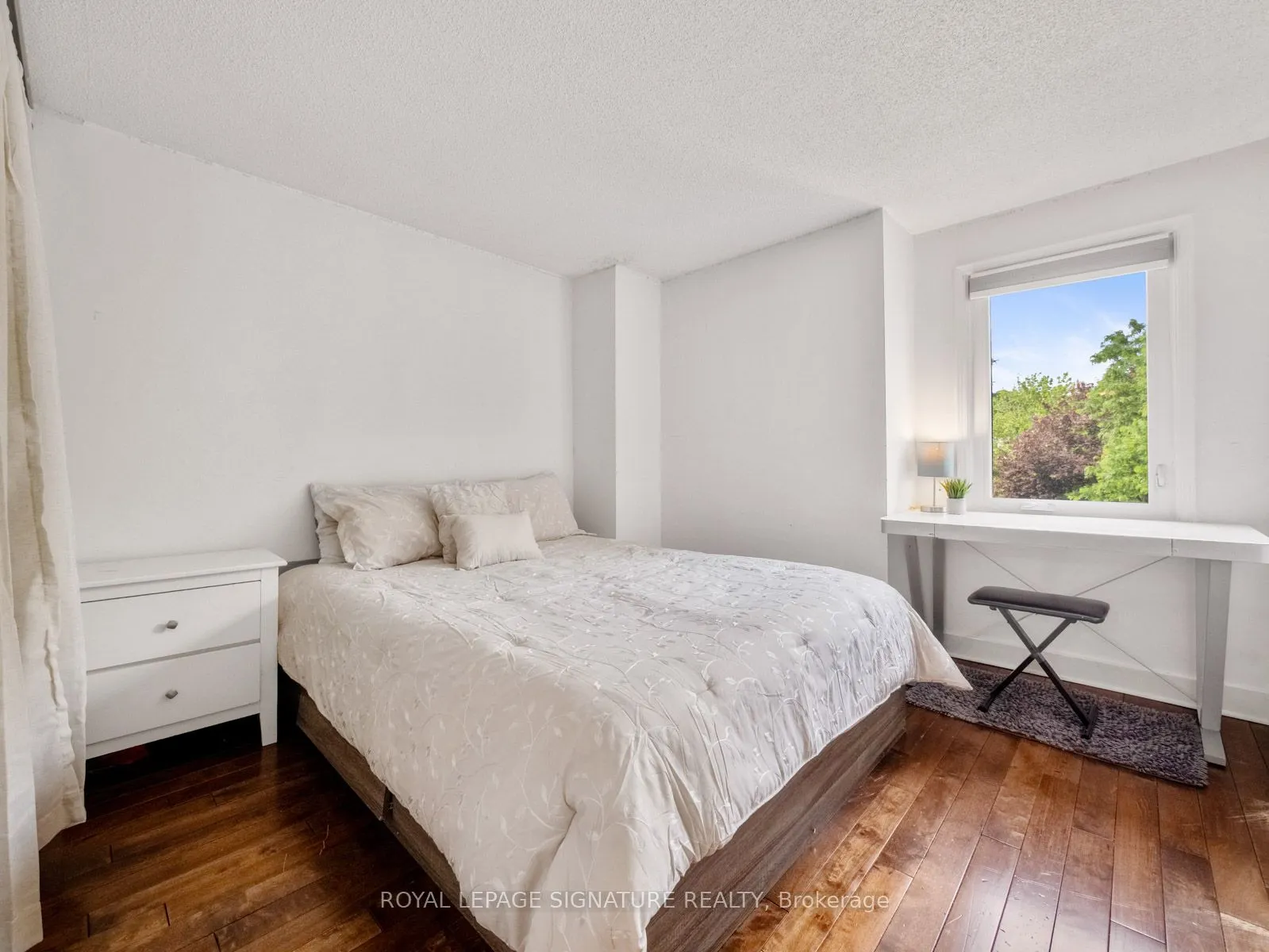 1558 Litchfield Road