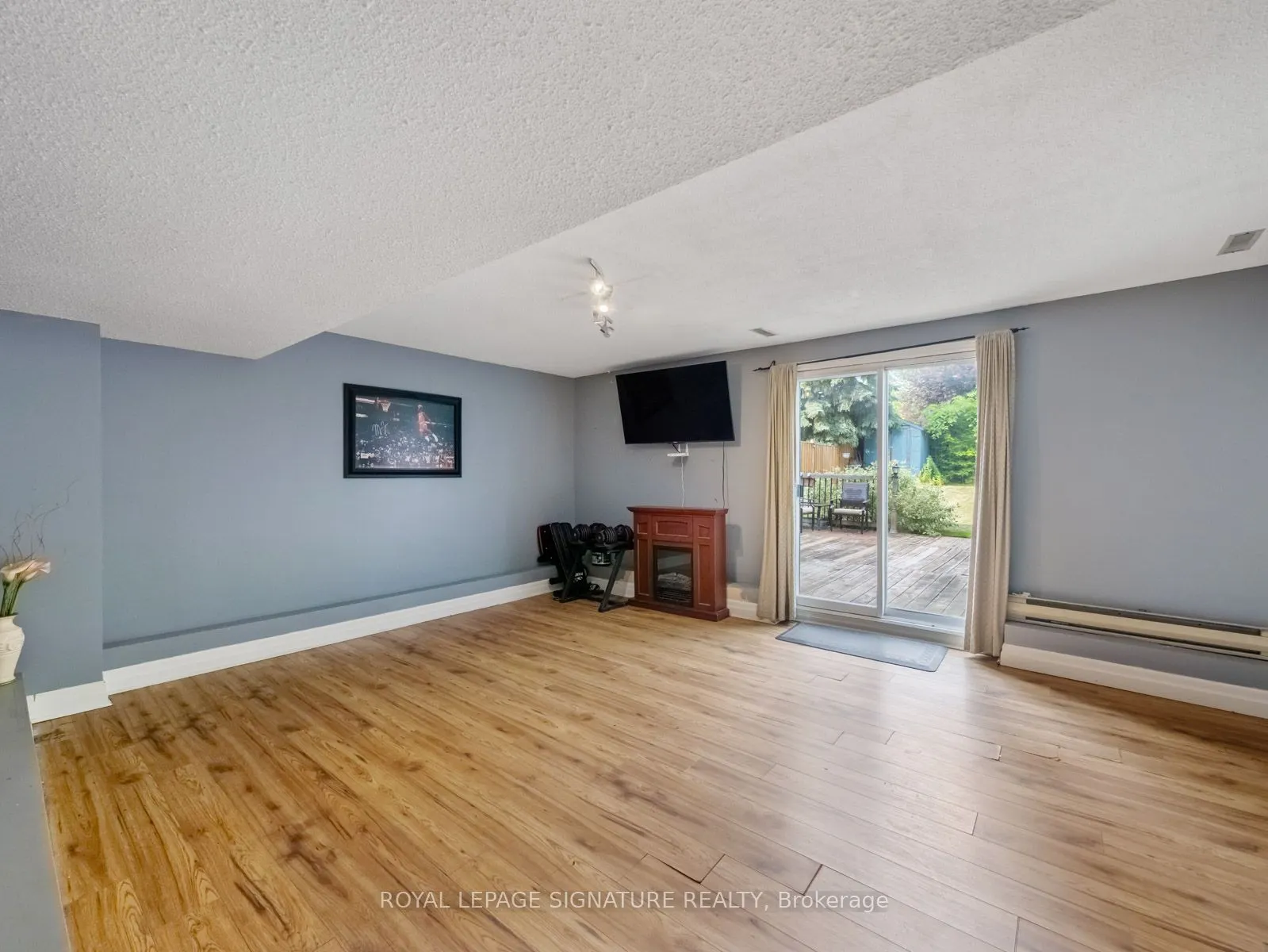 1558 Litchfield Road