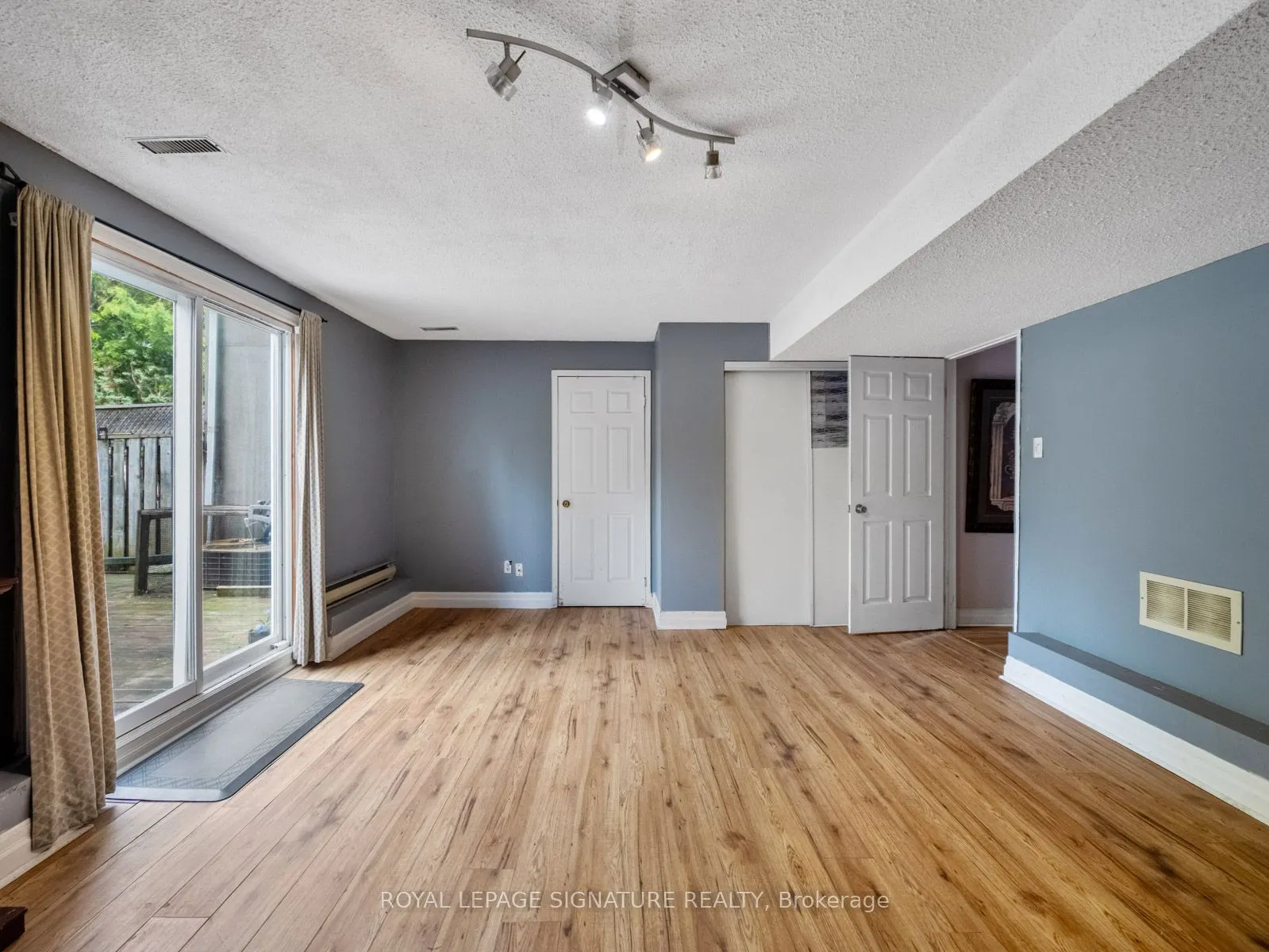 1558 Litchfield Road