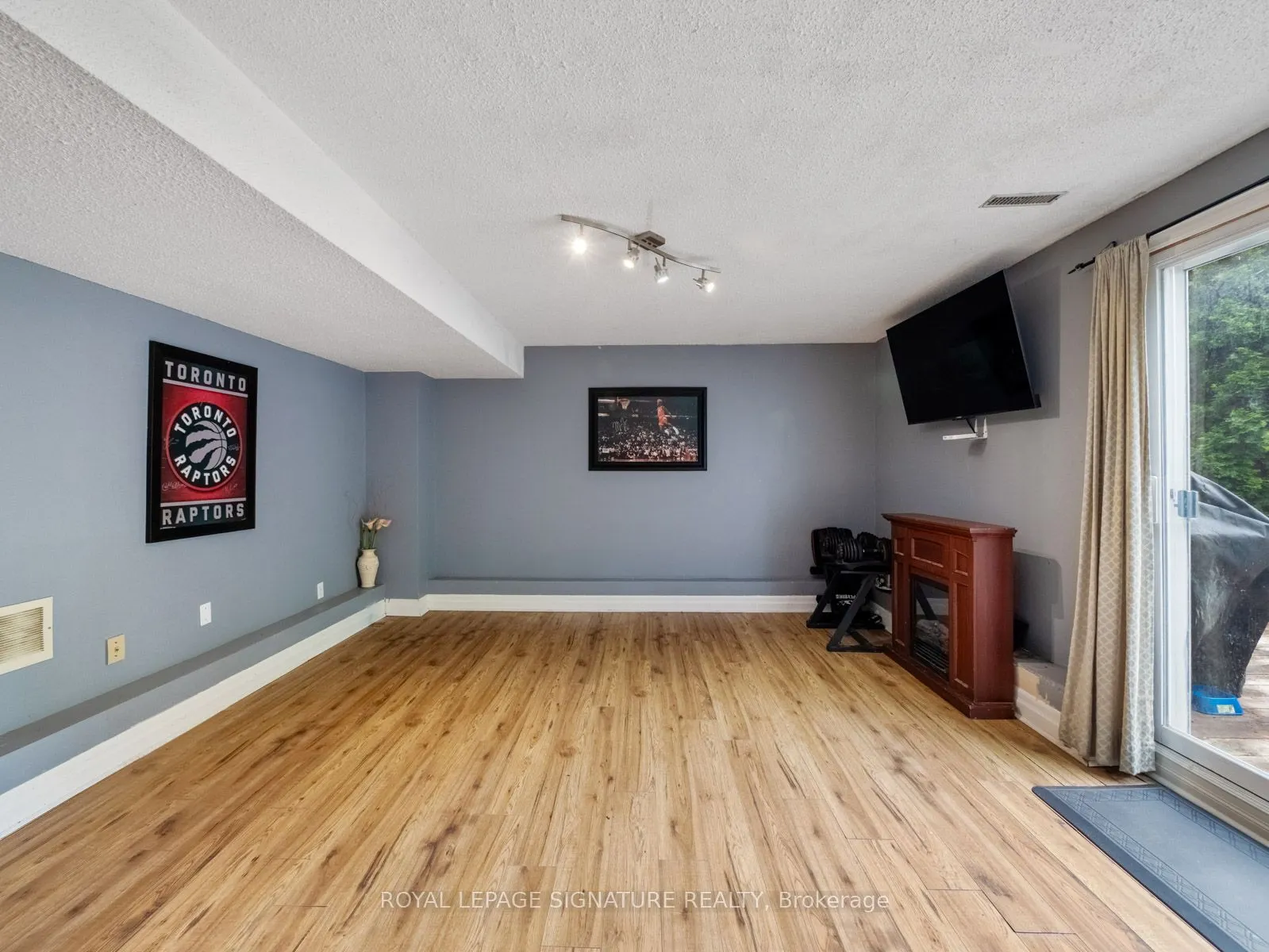 1558 Litchfield Road