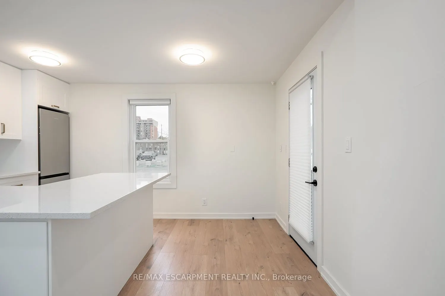 519 Elizabeth Street, #2