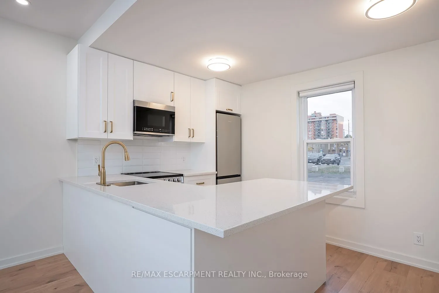 519 Elizabeth Street, #2