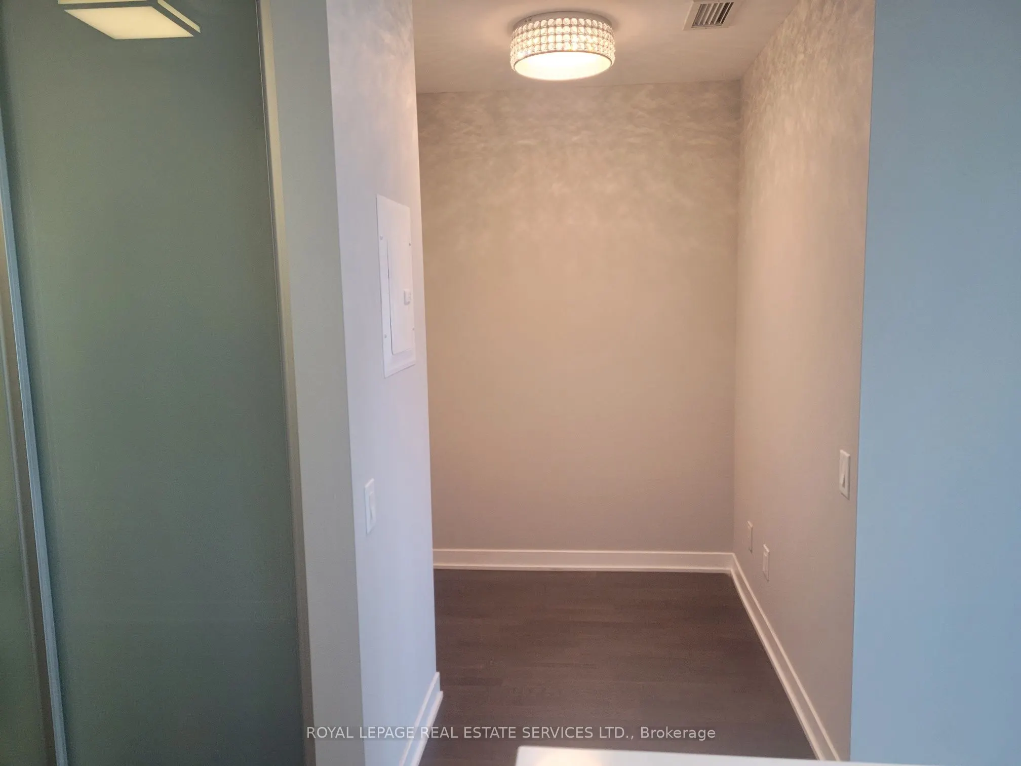 90 Park Lawn Road, #2303