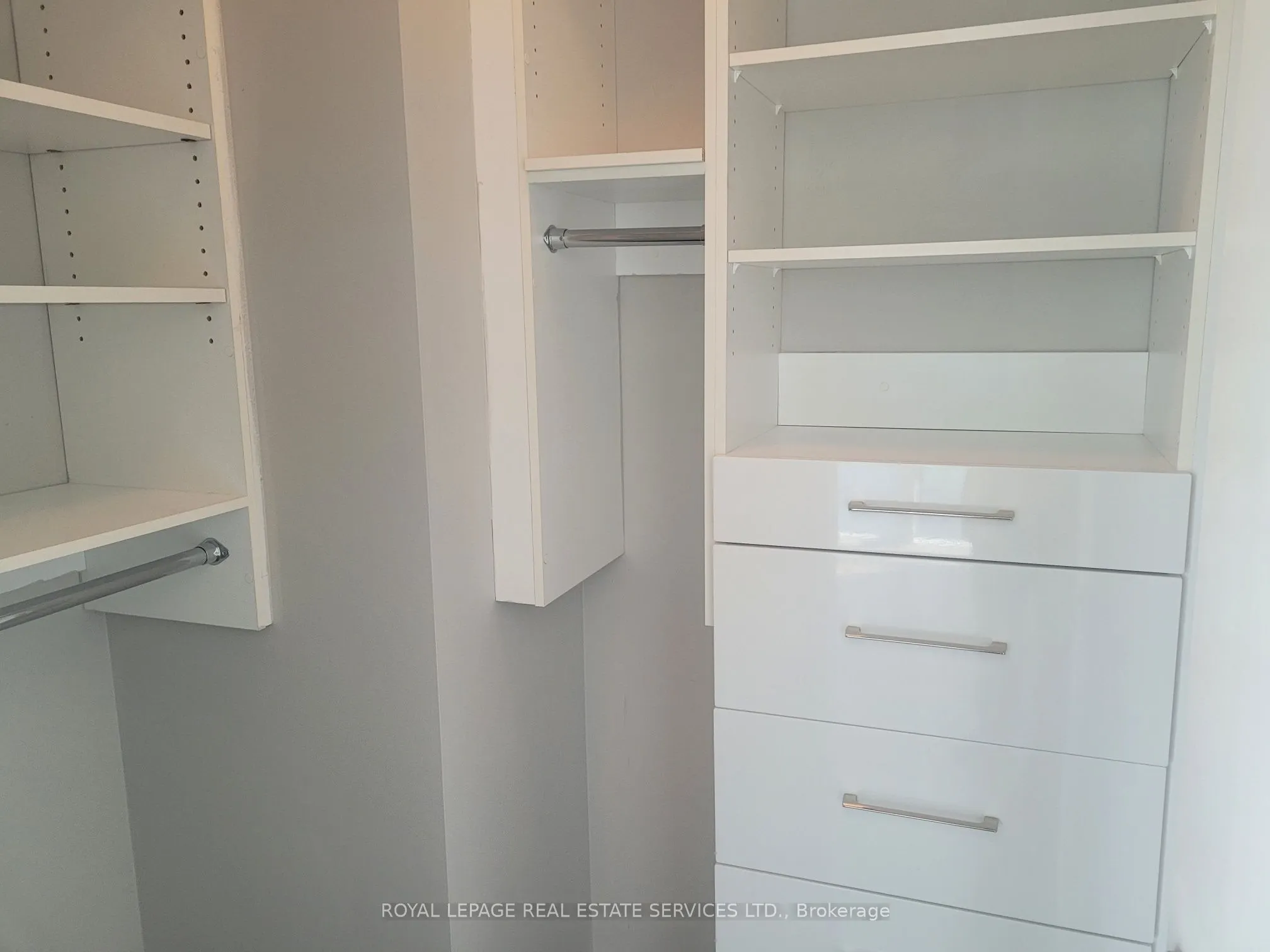 90 Park Lawn Road, #2303