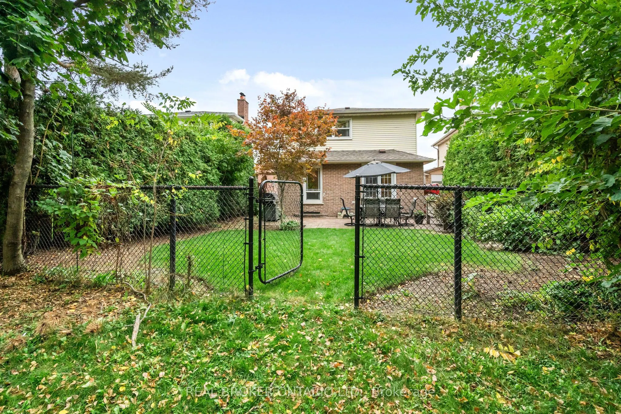 782 Laurier Avenue