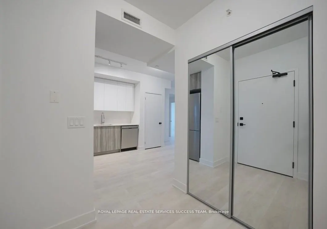 2481 Taunton Road, #1301