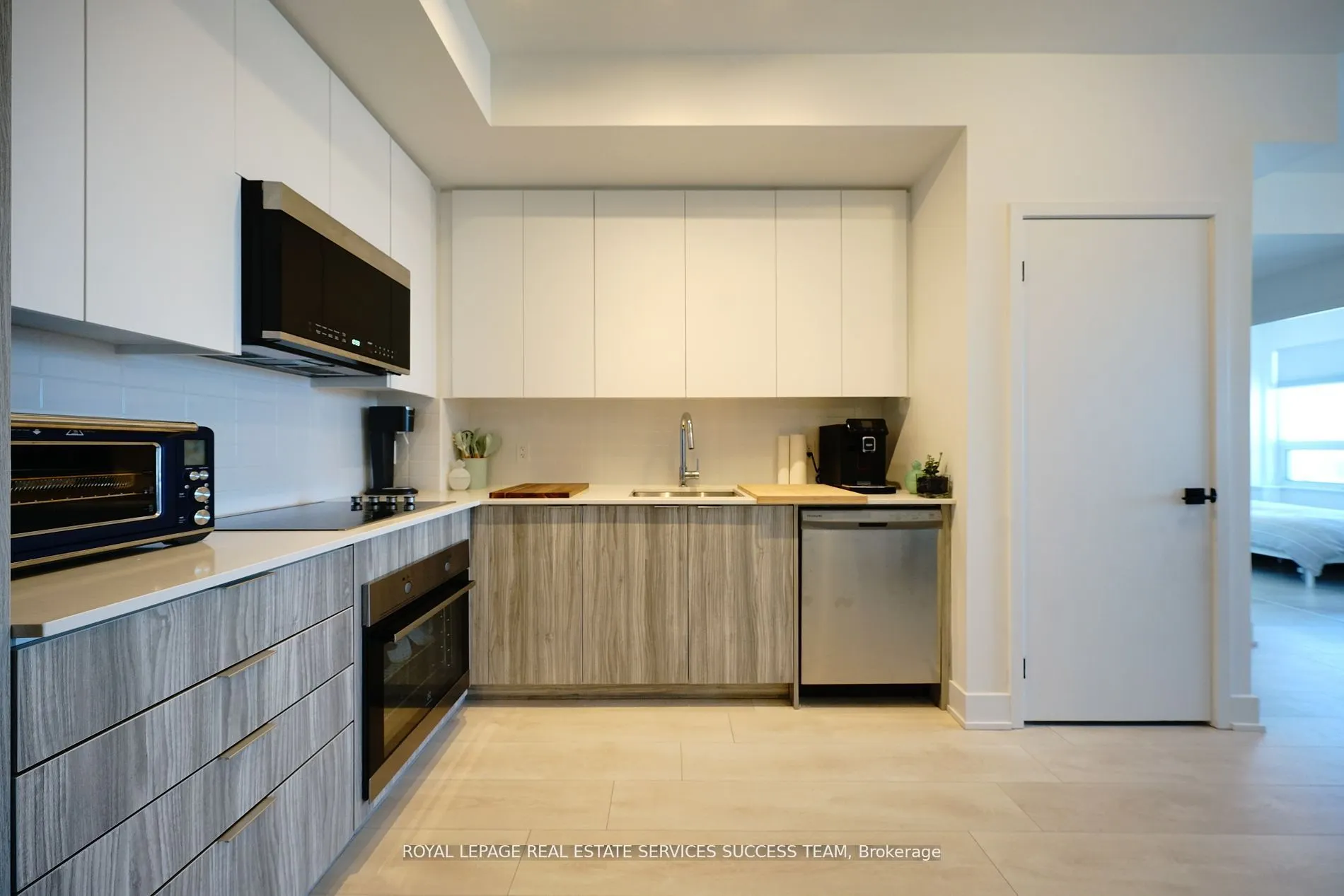 2481 Taunton Road, #1301