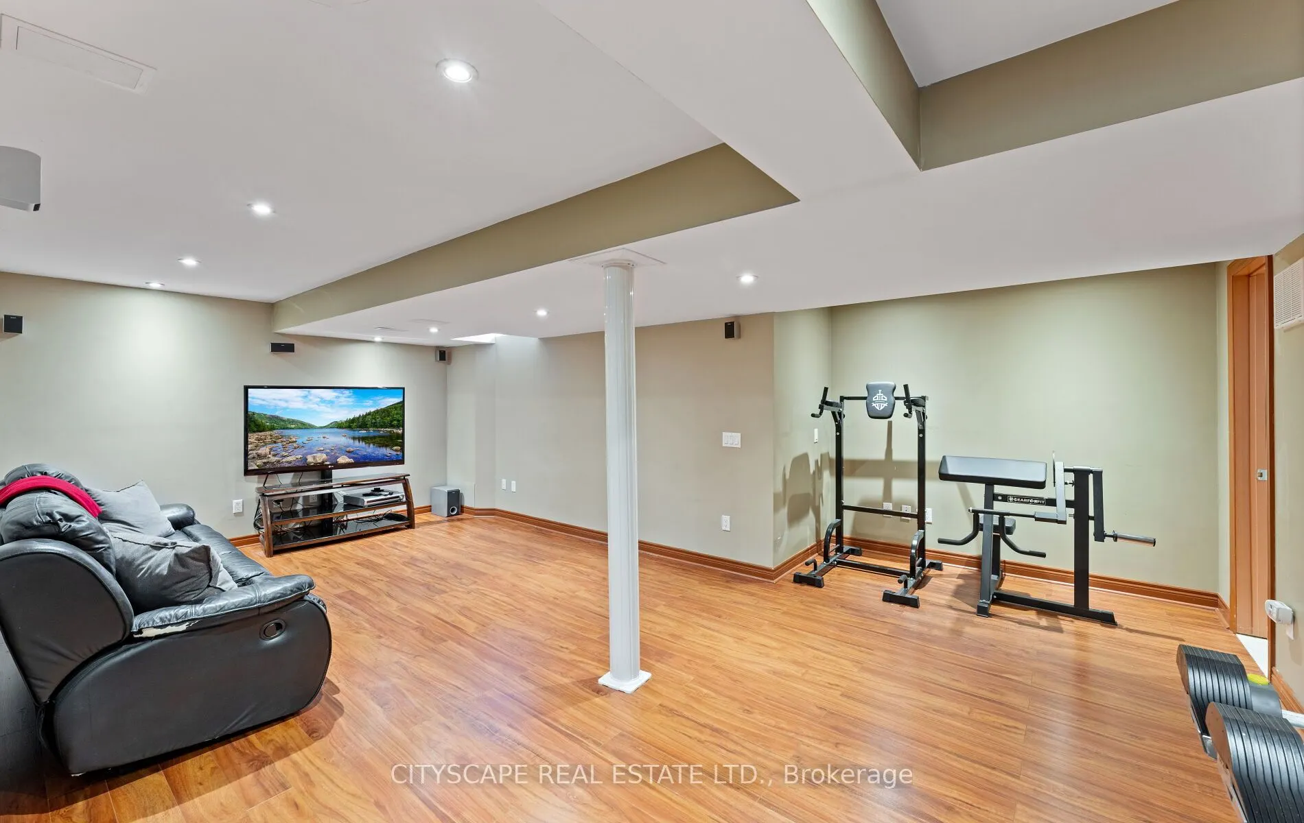 5760 Raftsman Cove Street