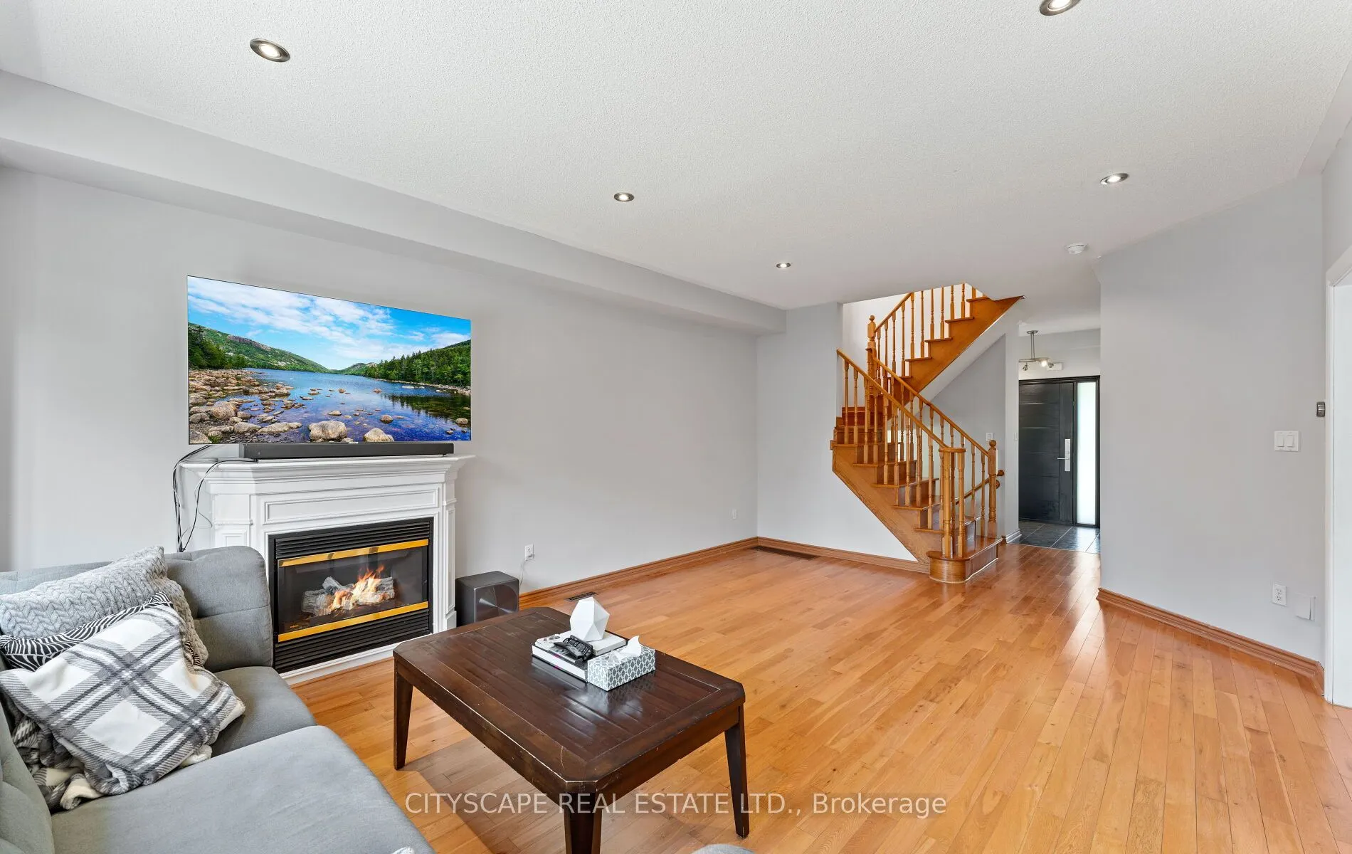 5760 Raftsman Cove Street