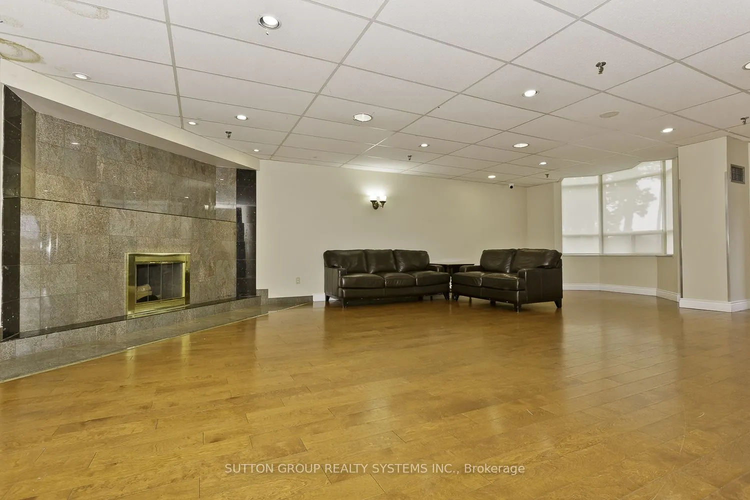30 Malta Avenue, #804