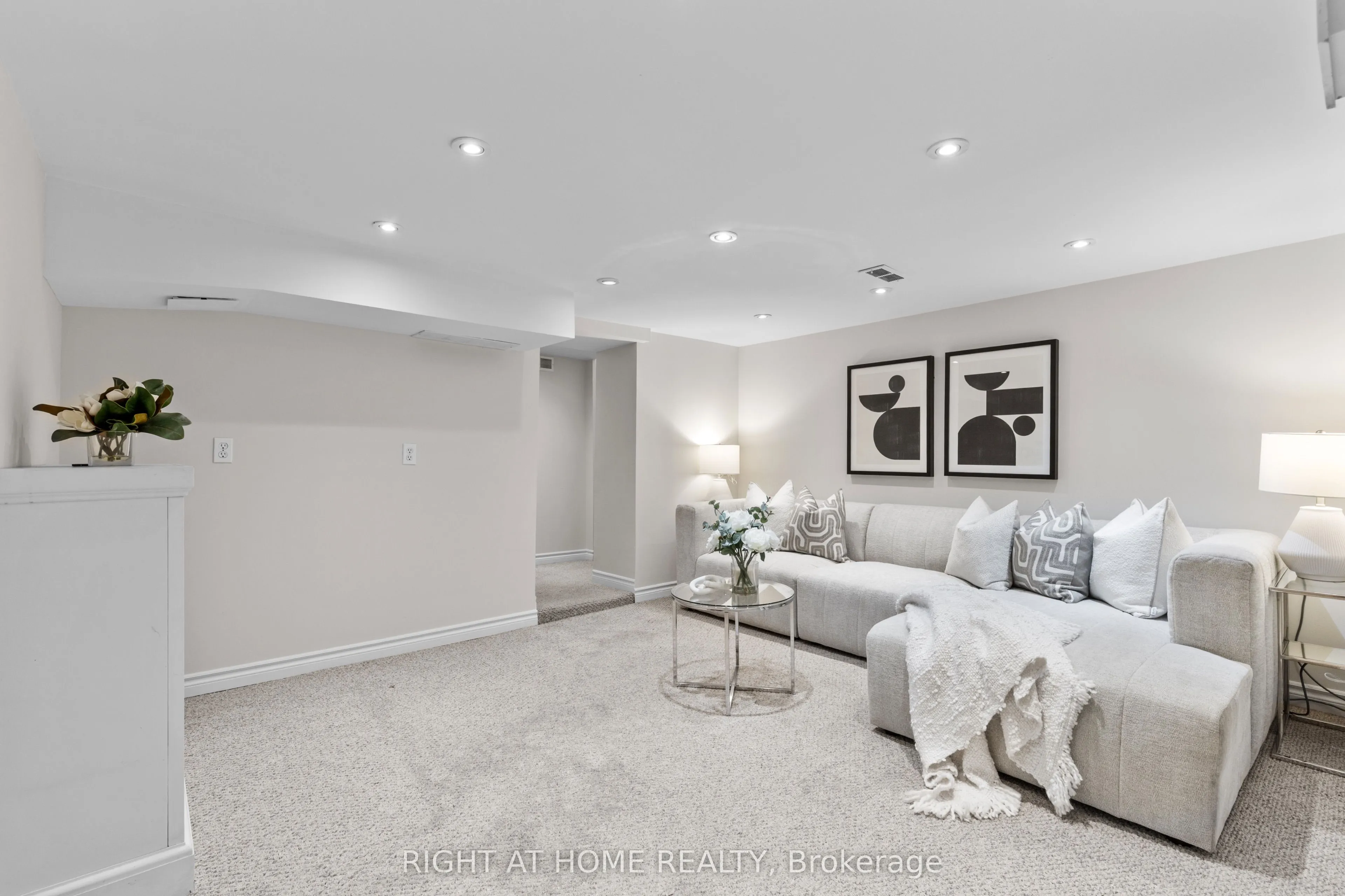10 Haliburton Avenue
