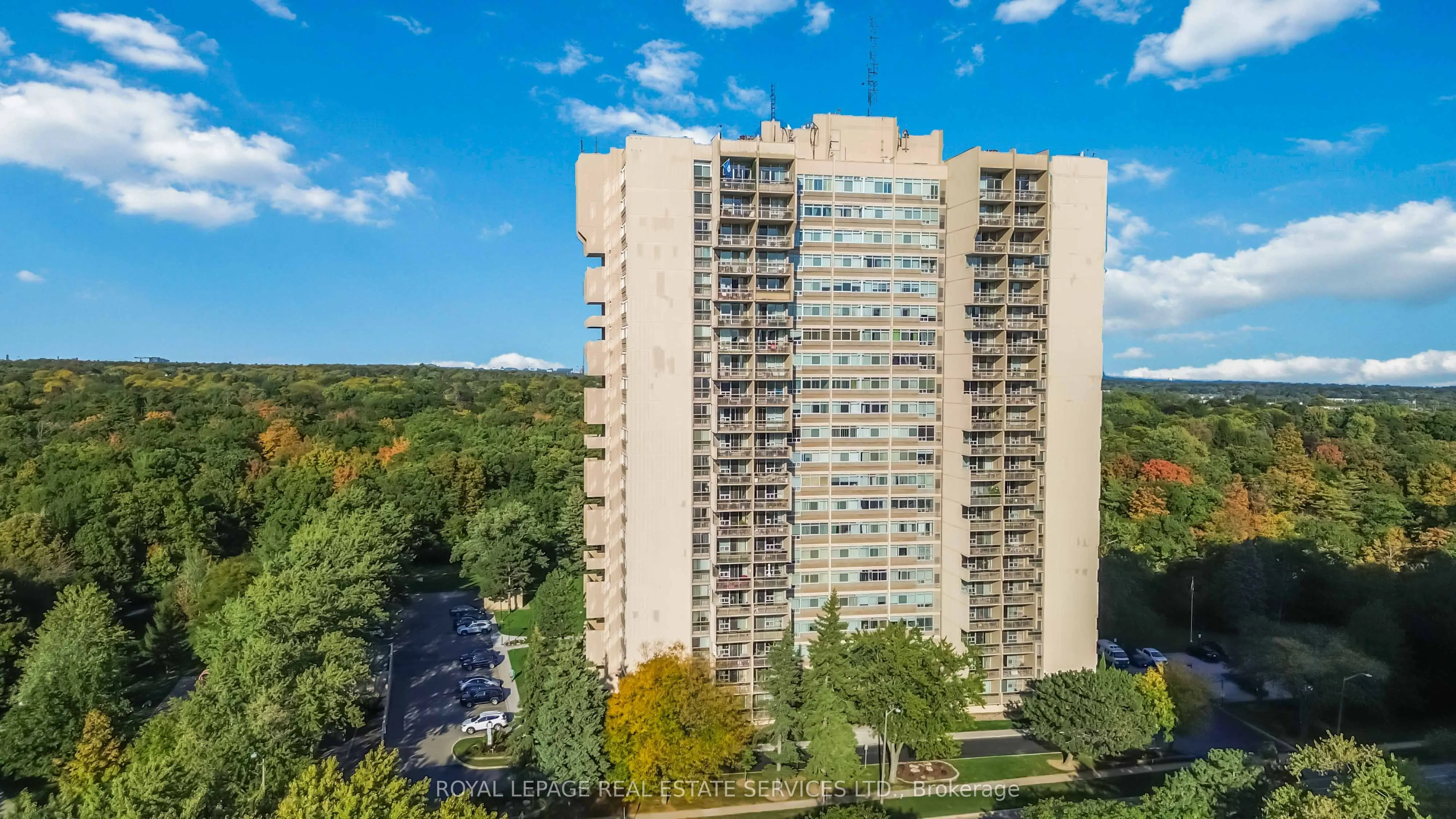 1359 White Oaks Boulevard, #602