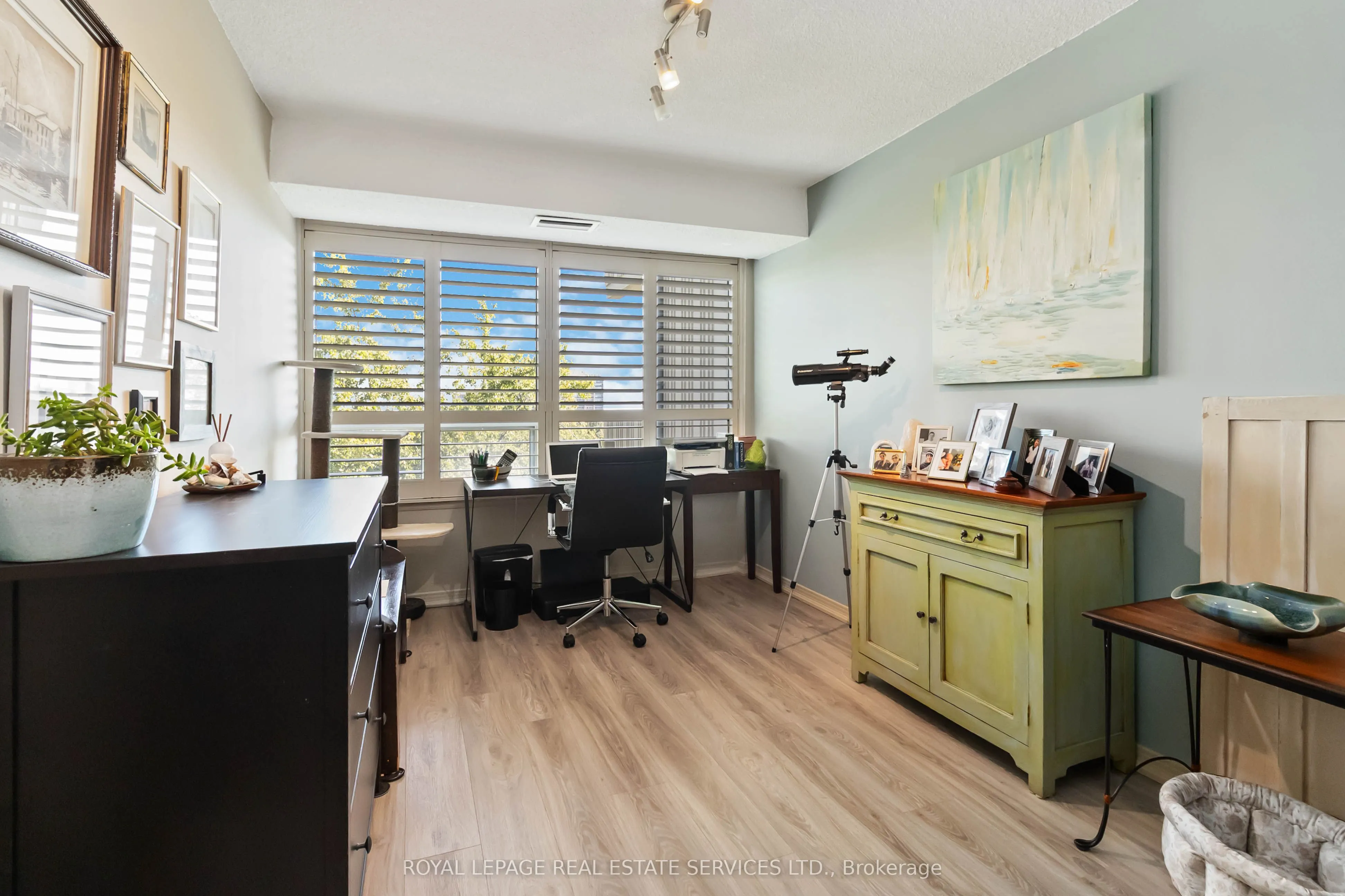 1359 White Oaks Boulevard, #602