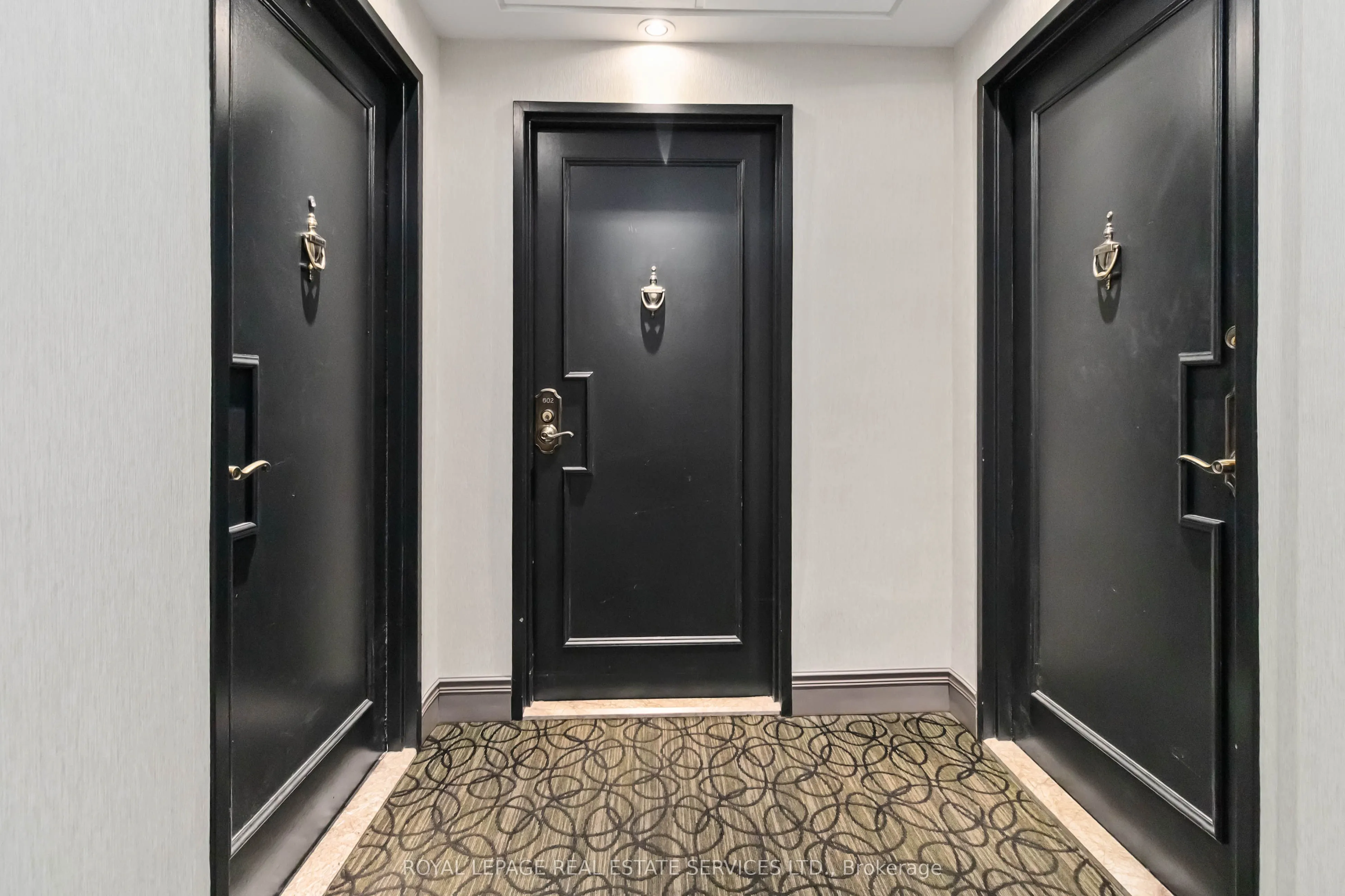 1359 White Oaks Boulevard, #602