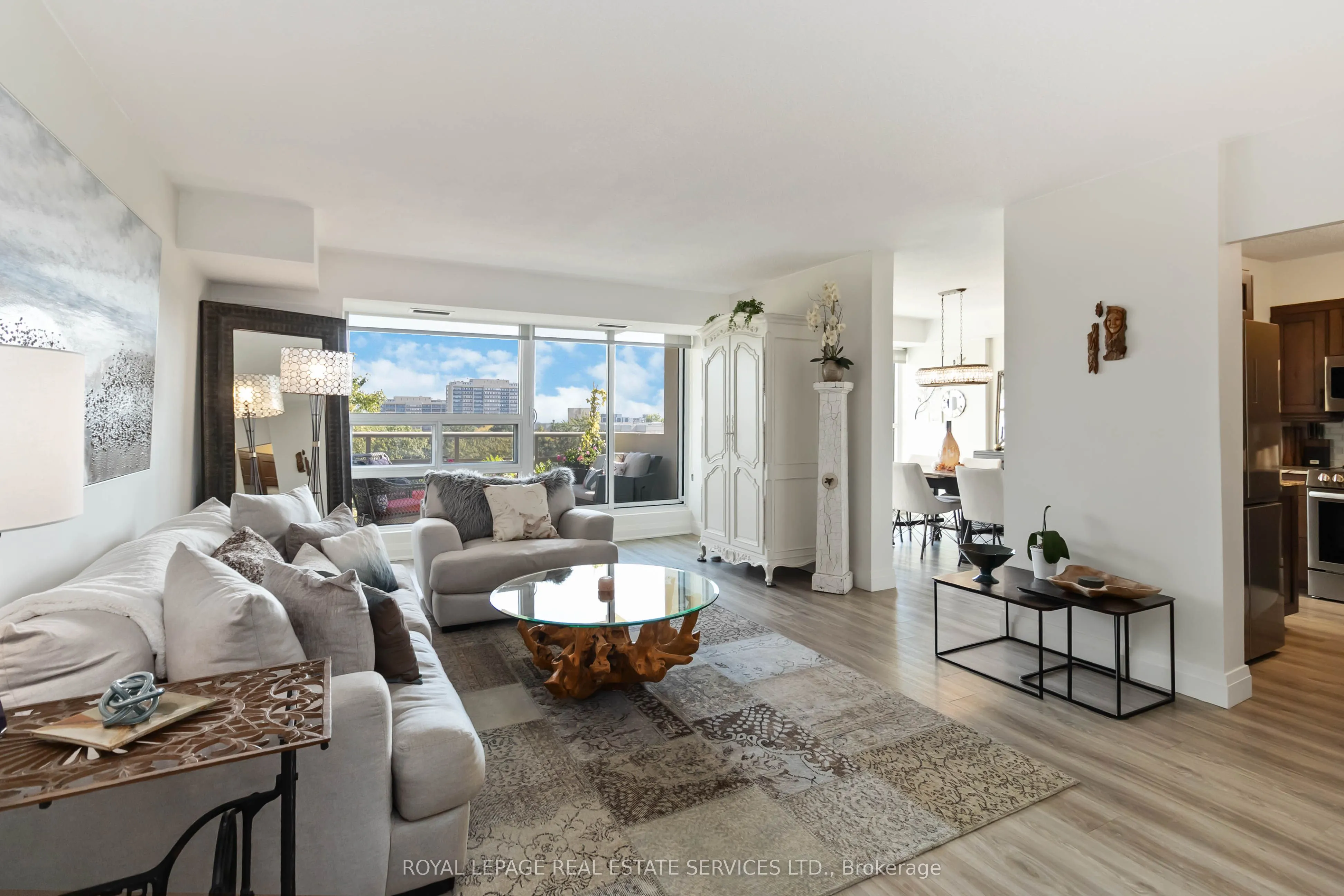 1359 White Oaks Boulevard, #602