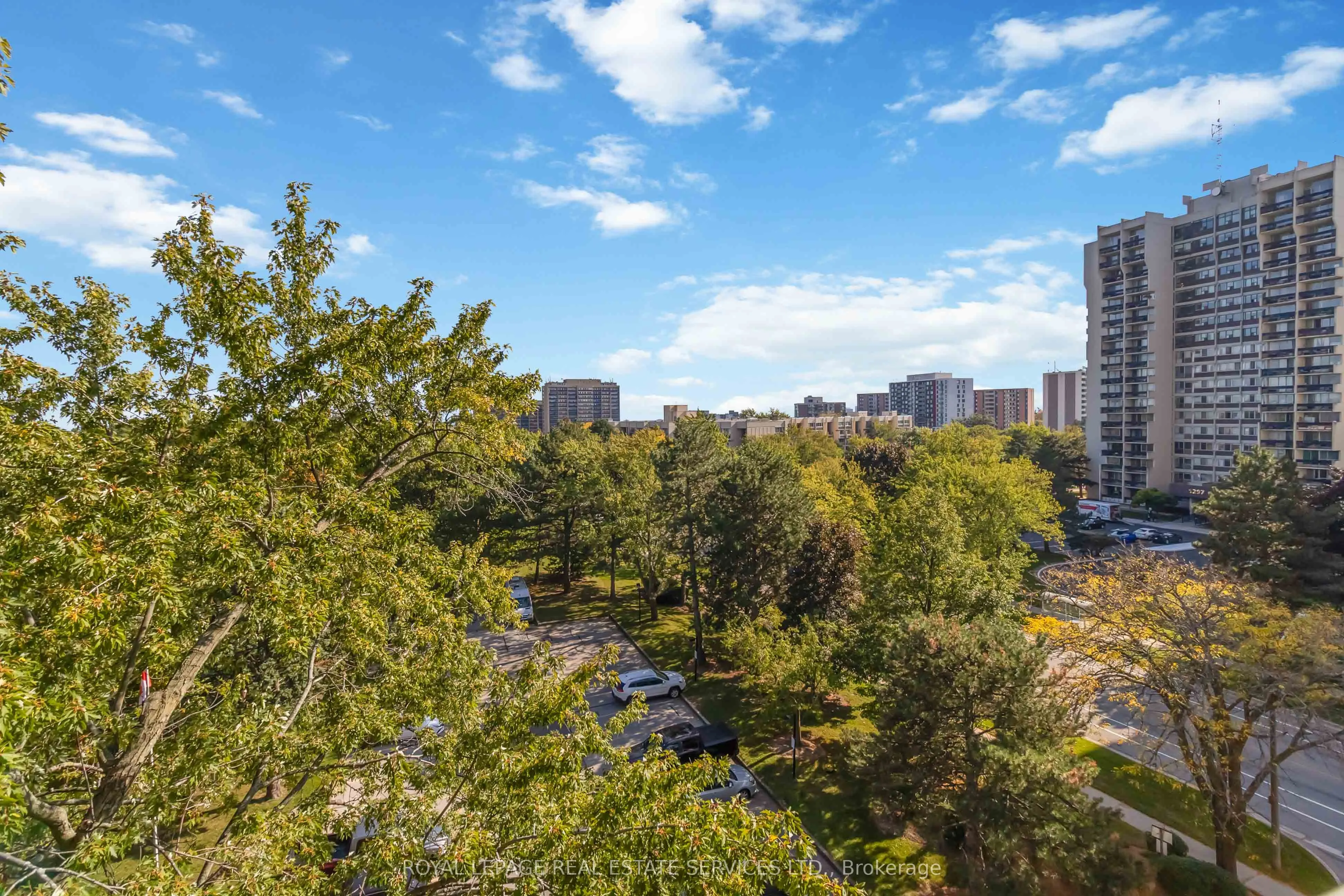1359 White Oaks Boulevard, #602