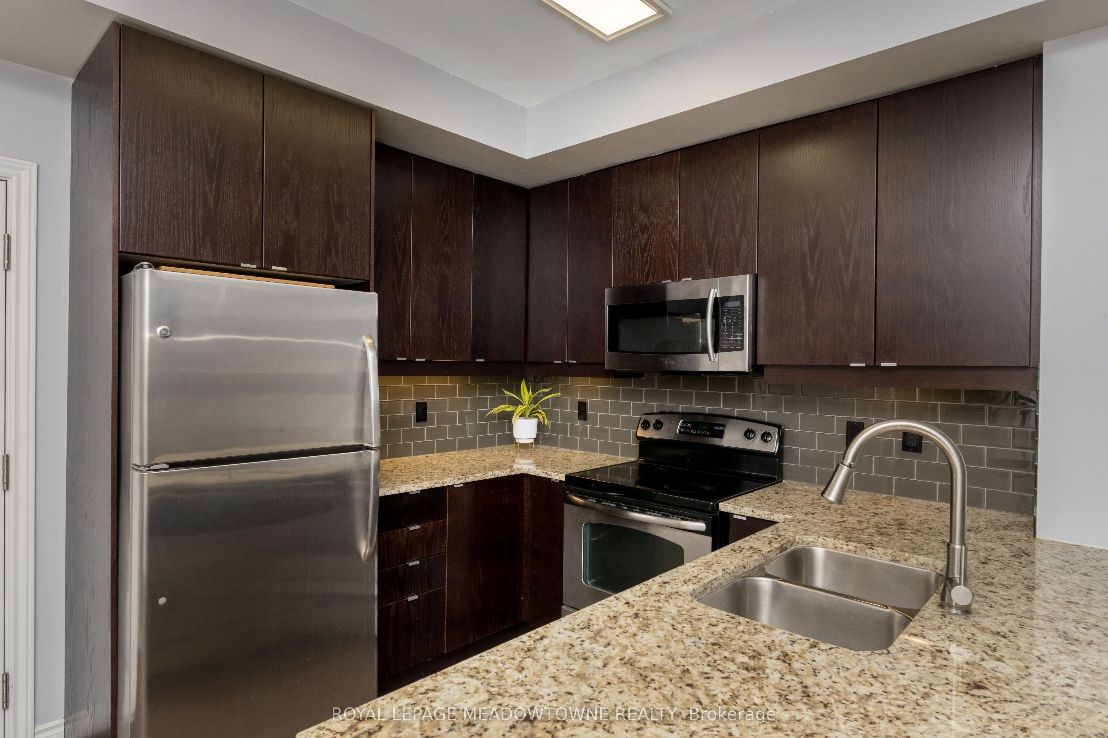 570 Lolita Gardens, #125