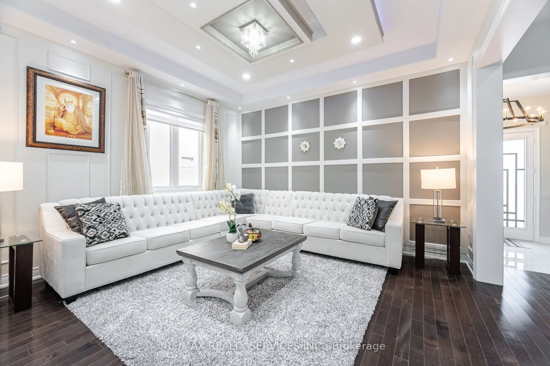 16 Venue Road