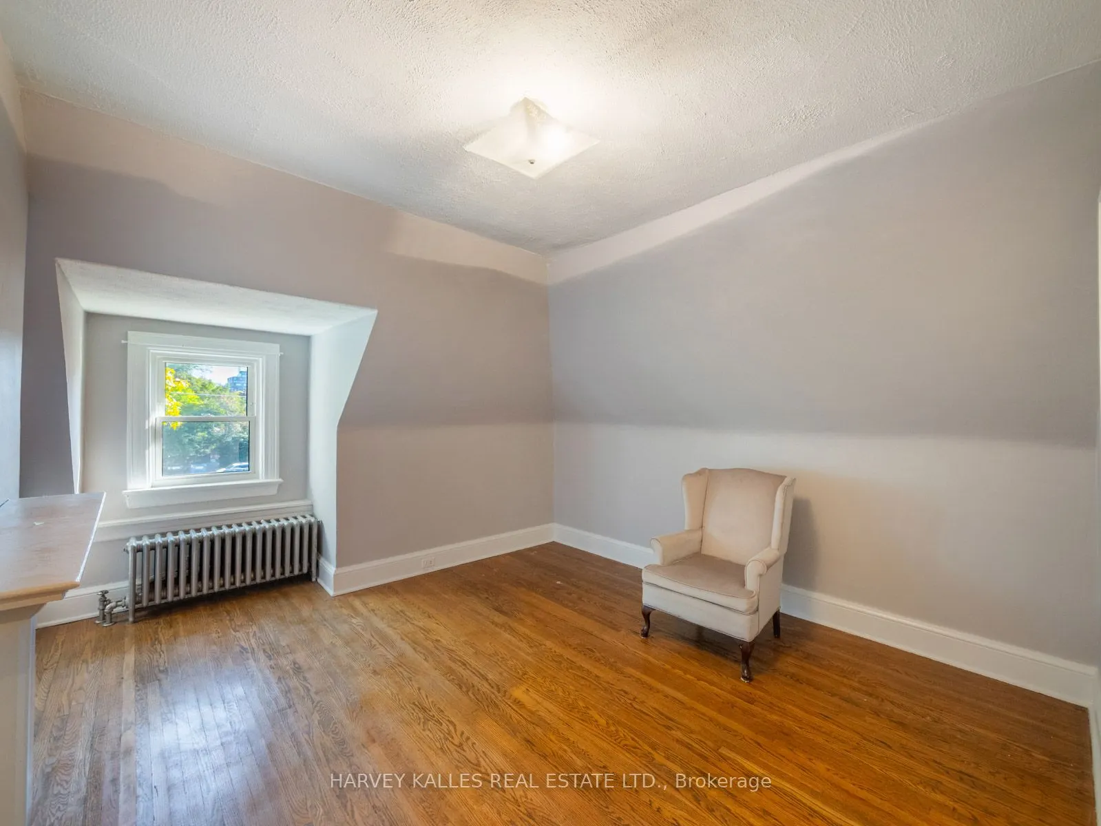 132 Close Avenue