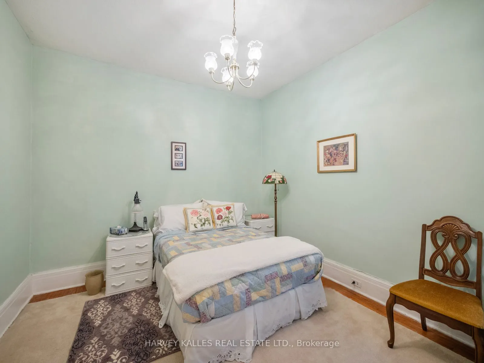 132 Close Avenue