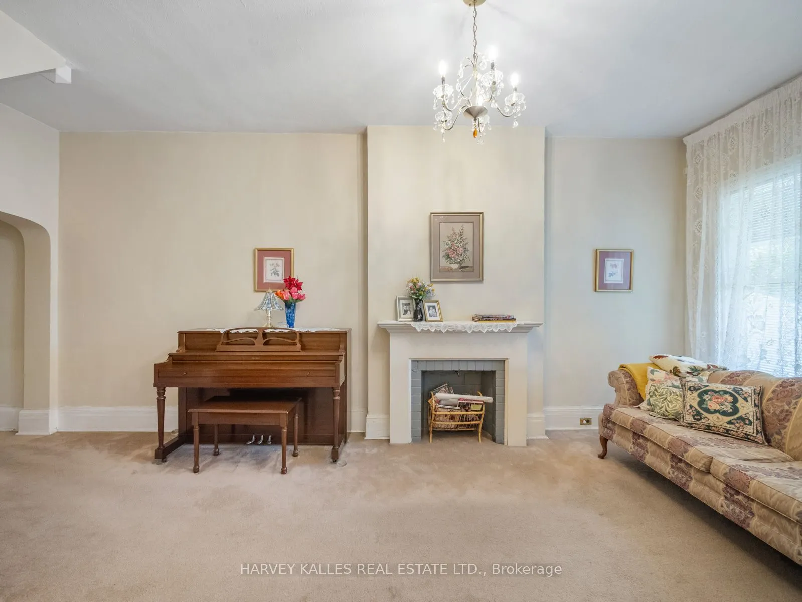 132 Close Avenue