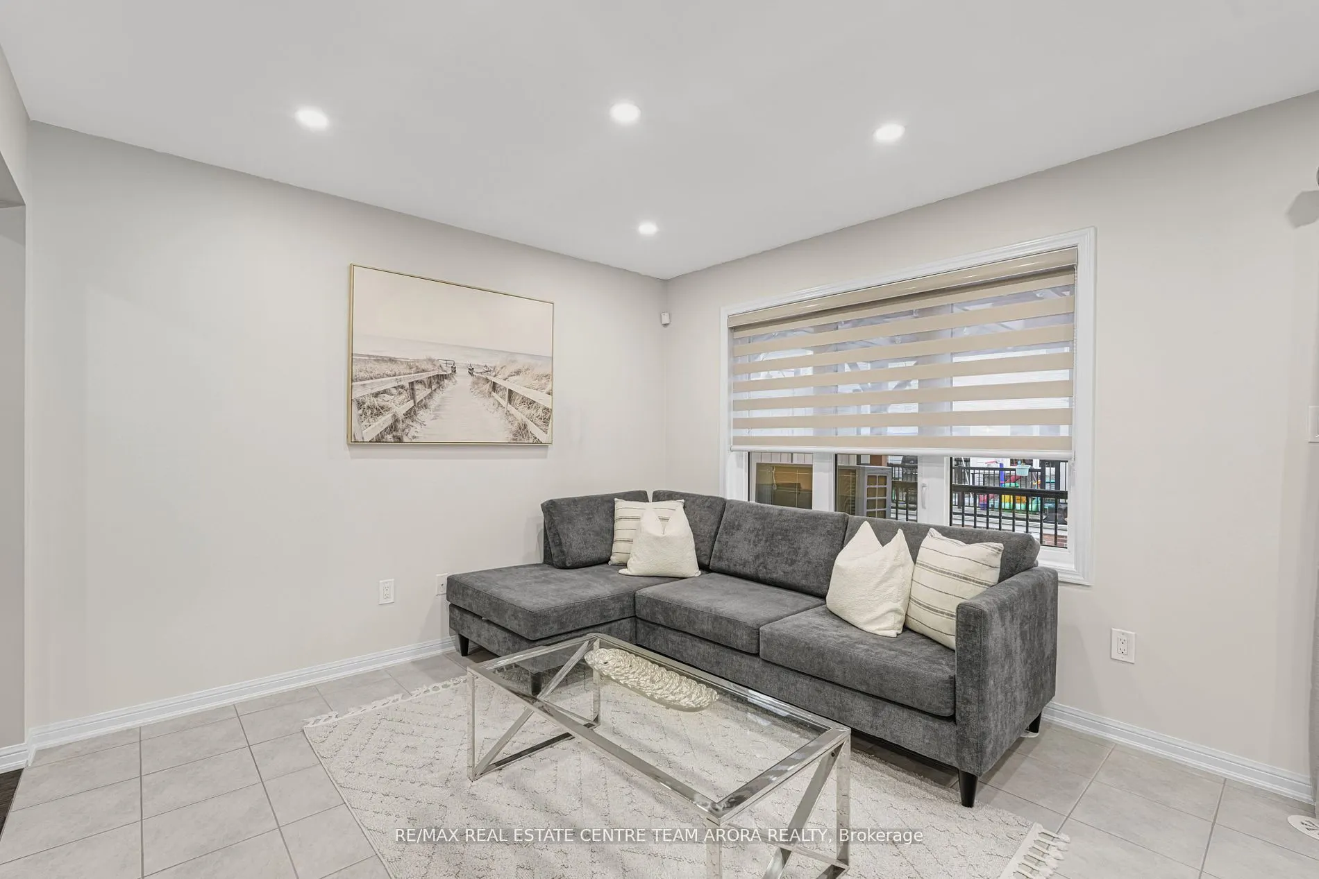 14 Crossbill Road