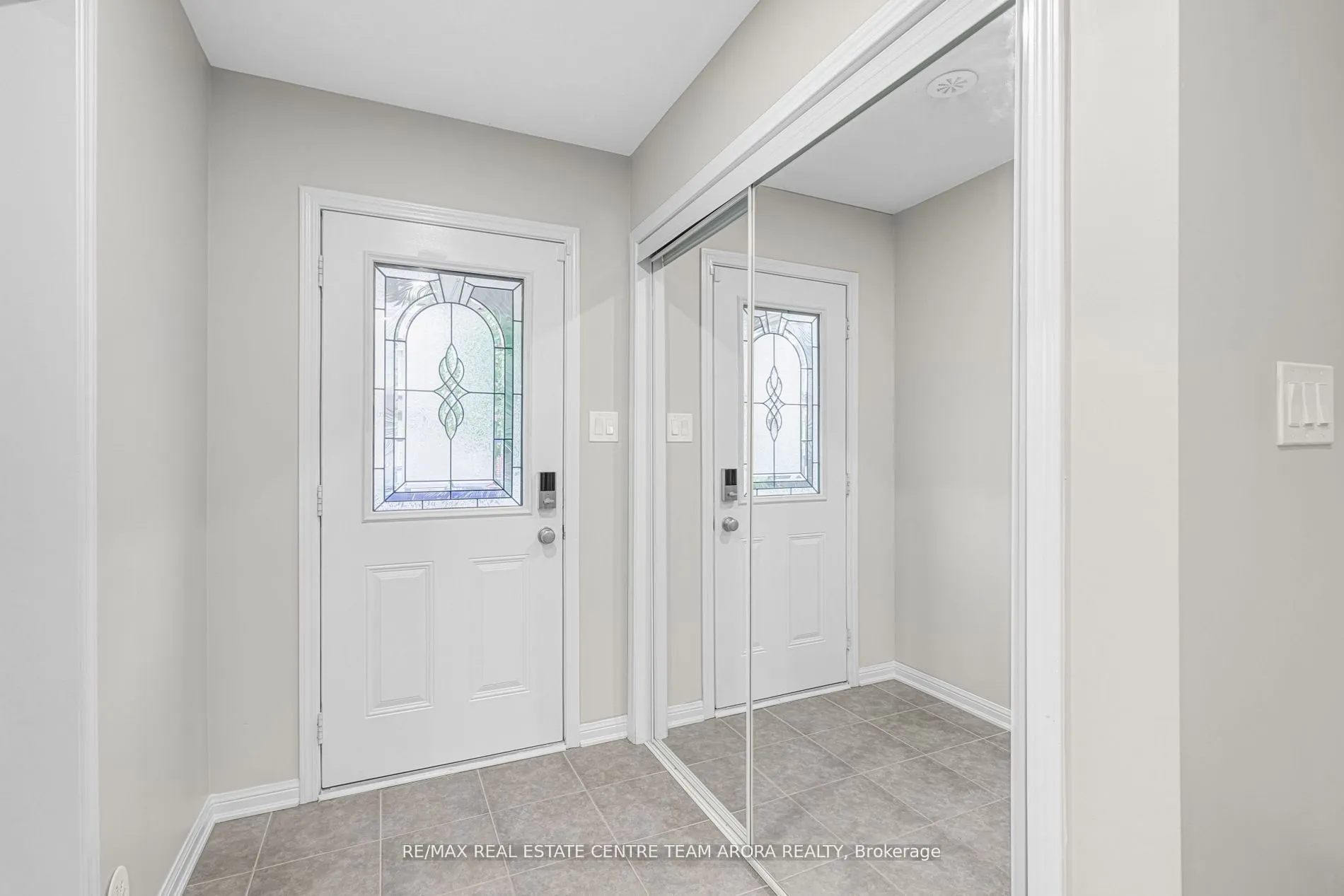 14 Crossbill Road
