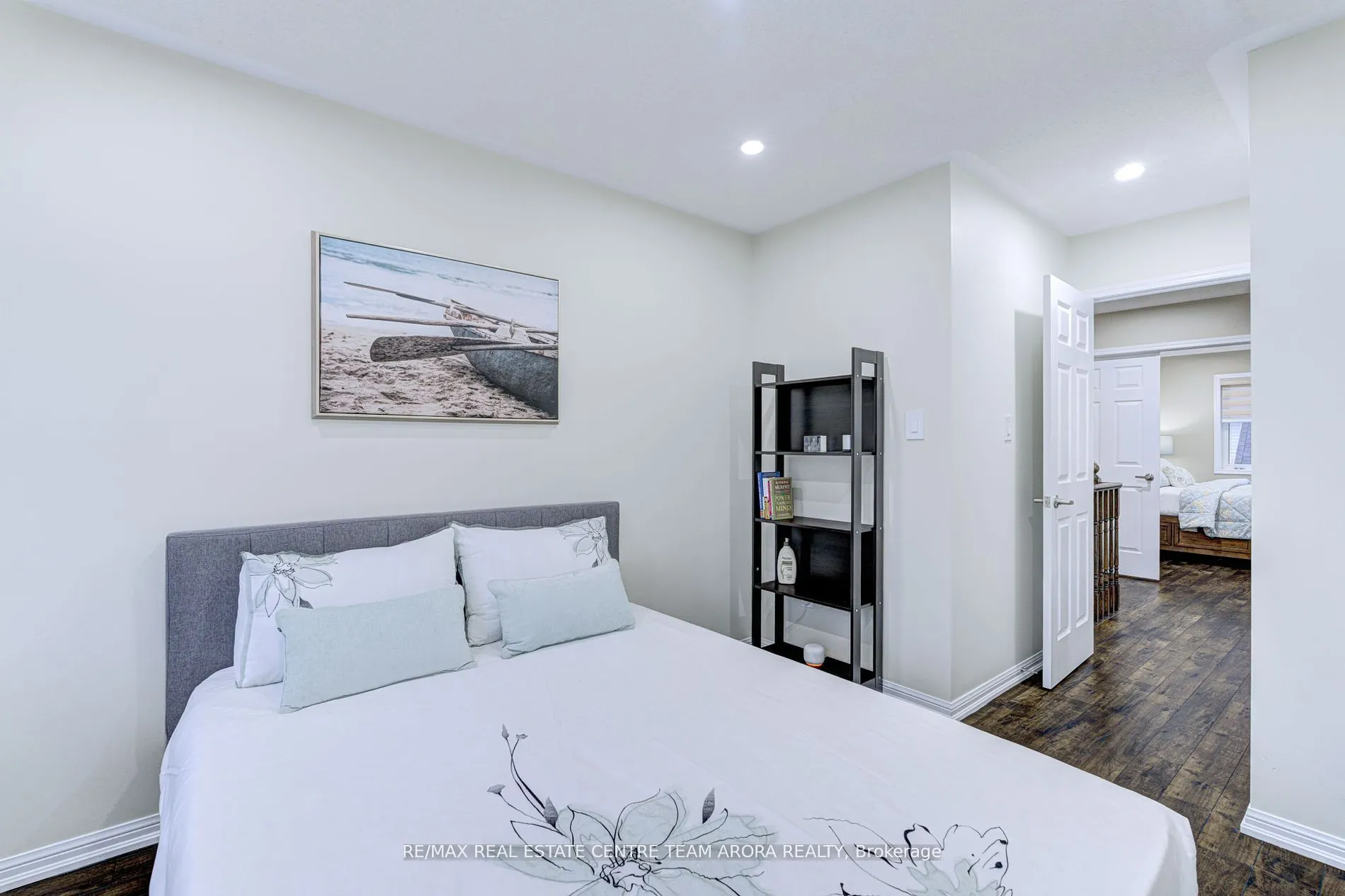 14 Crossbill Road